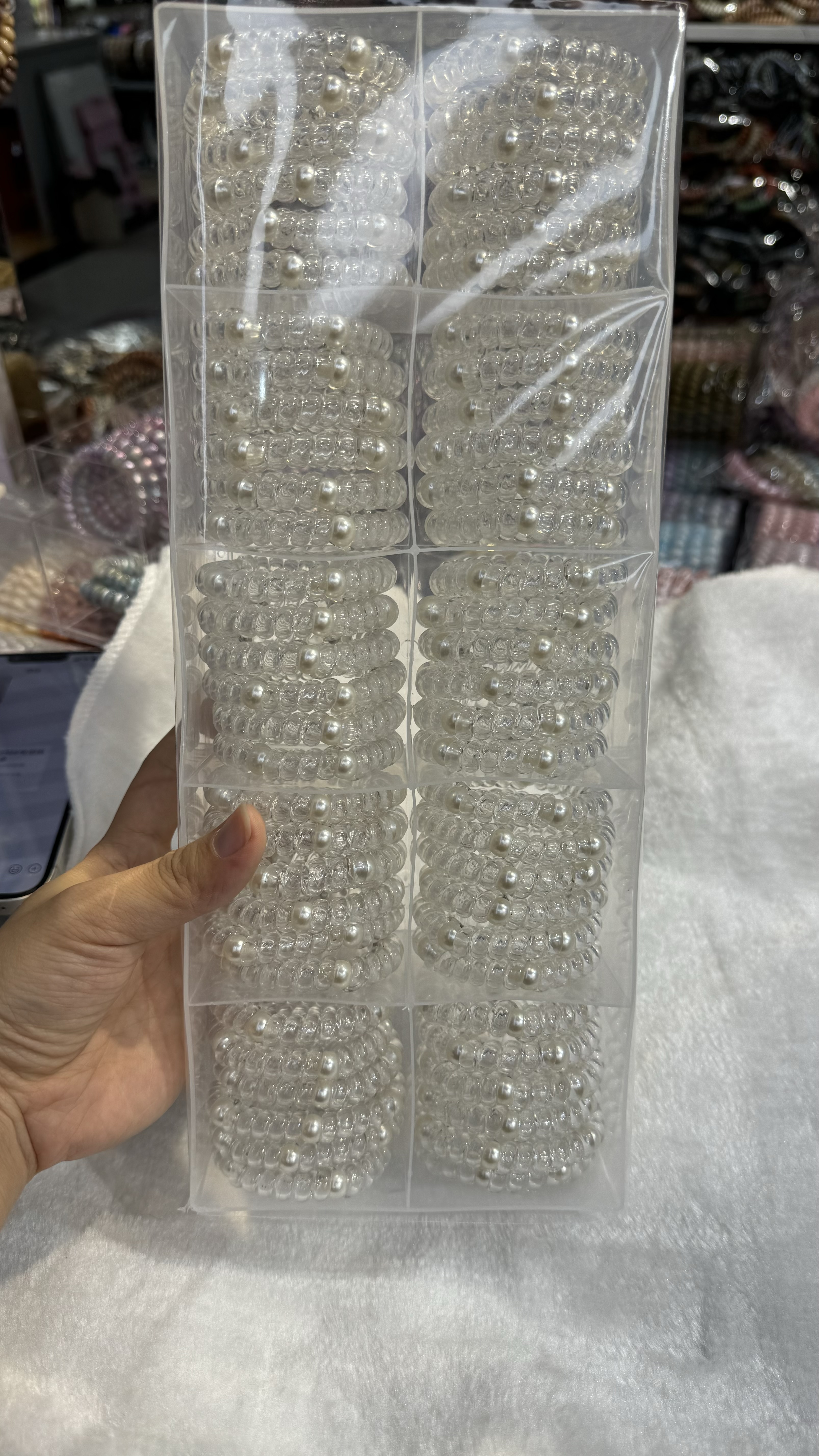 创意饰品兔毛头绳 头饰头绳假发一体 时尚女士发饰 美发装饰品高档头饰礼品头饰产品图