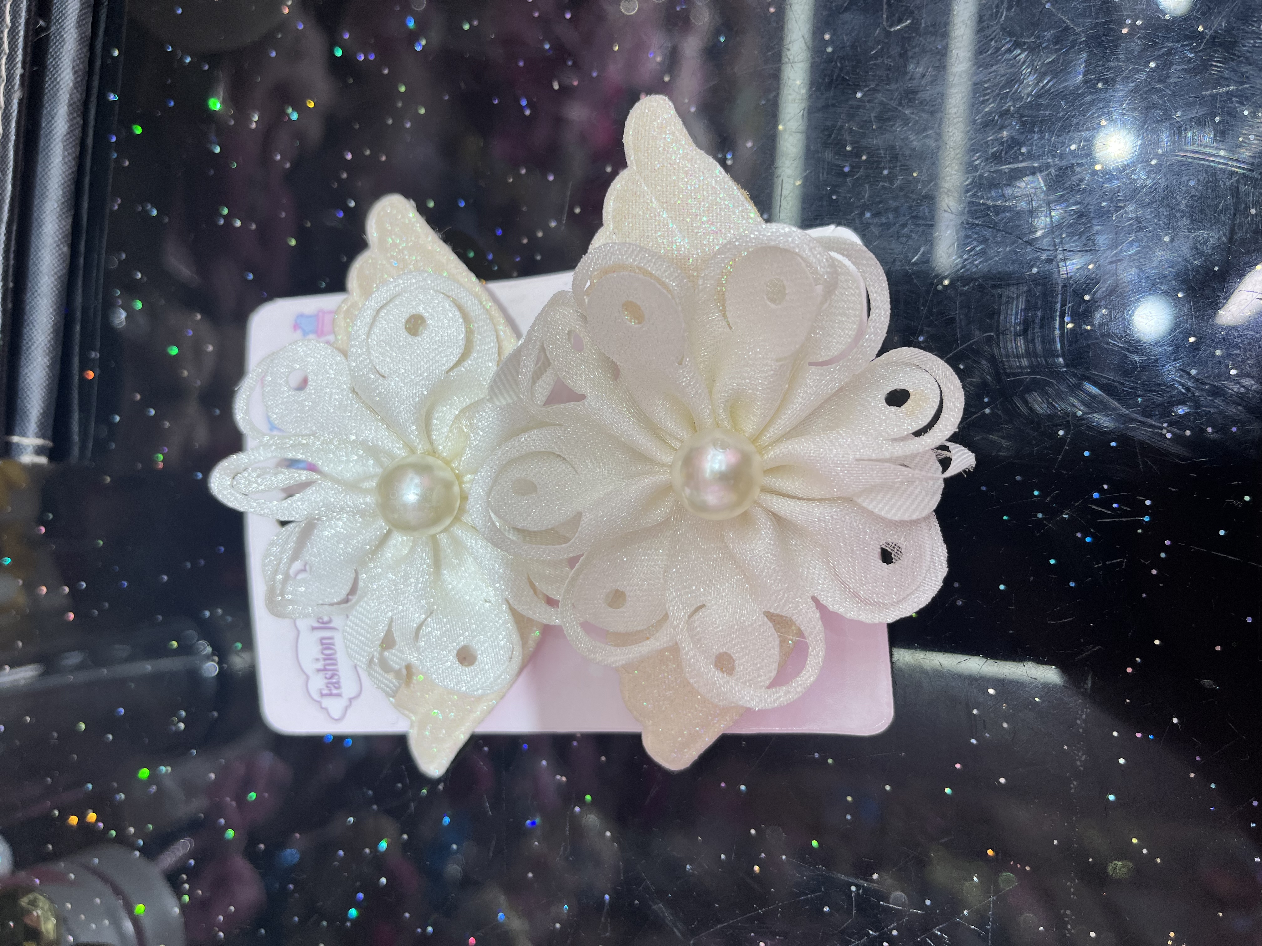 2024年新款韩版时尚对夹，网红对夹边夹发饰，发夹，24个一盒厂家直销，批发零售，价格实惠，颜色选6色，混色可自选Y3白底实物图