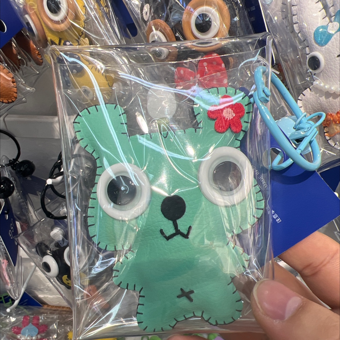 钥匙扣皮质钥匙扣潮玩钥匙扣钥匙扣皮质钥匙扣潮玩钥匙扣产品图