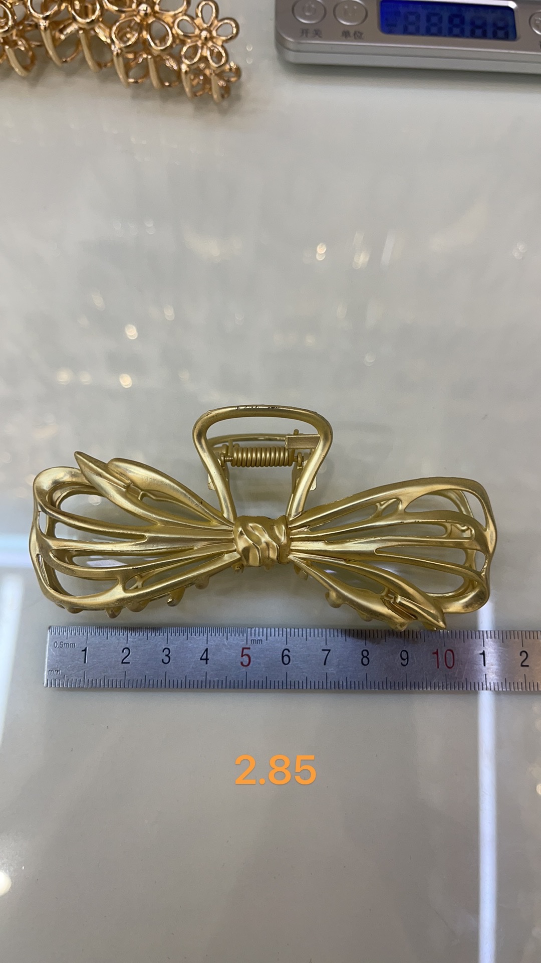 爪夹发夹细节图