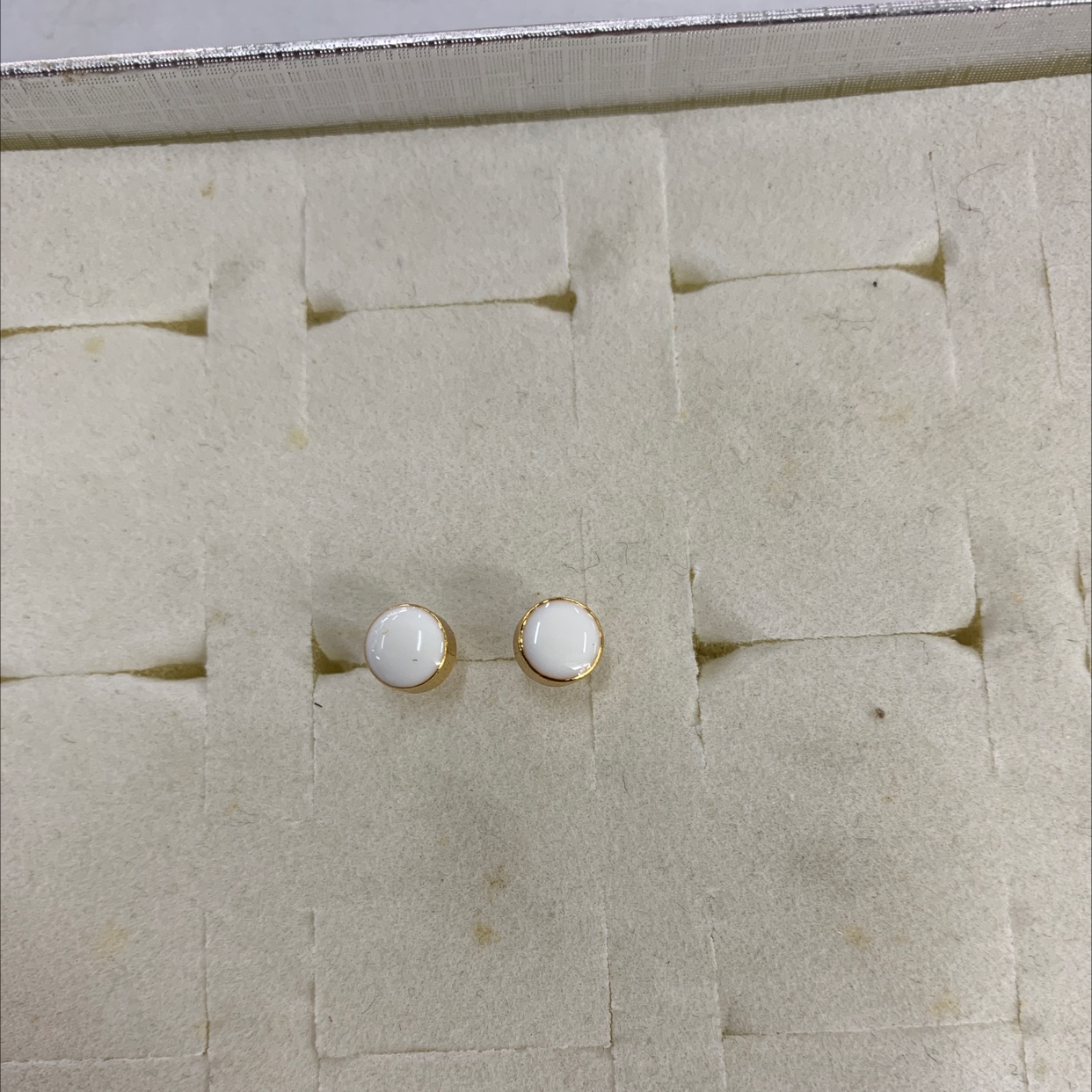 程洁不锈钢材质饰品批发时尚大方得体个性十足修身韩版大气上档次饰品