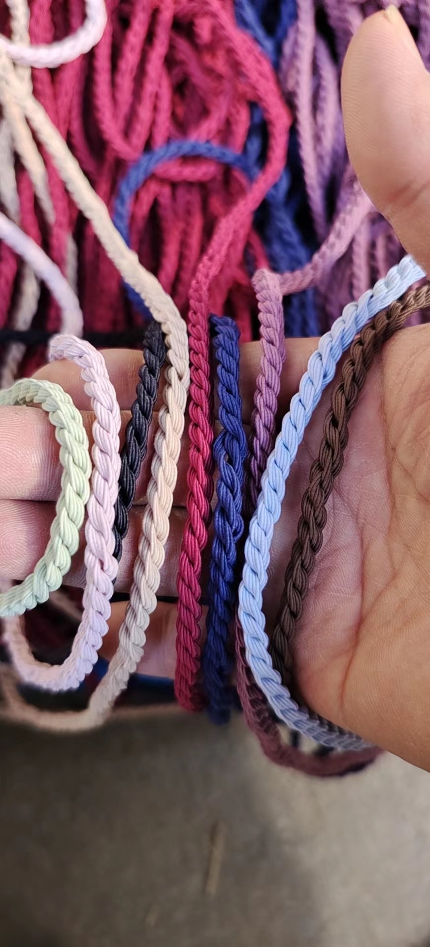 流行饰品产品图