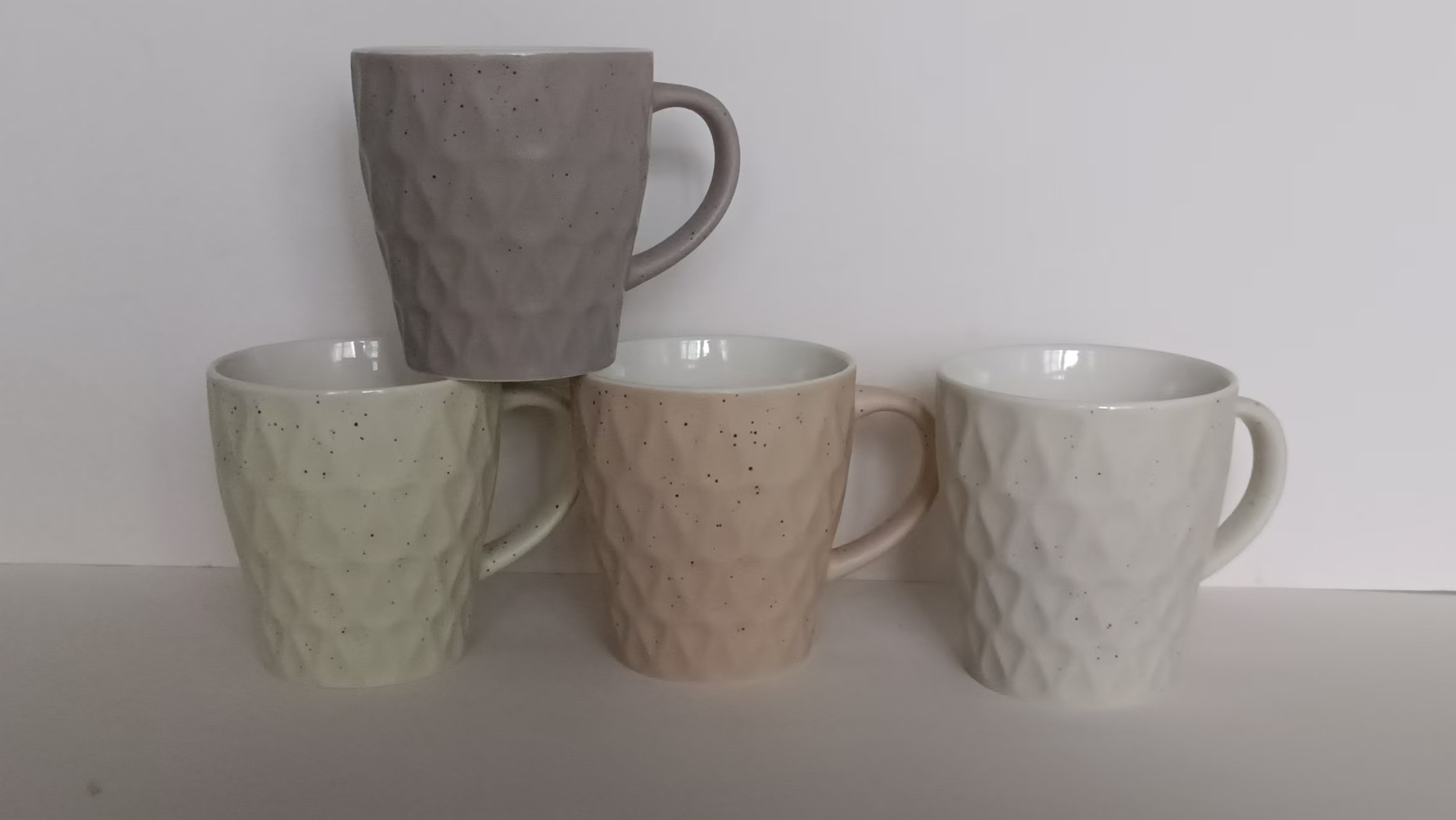 Mugs, ceramic cups, coffee ceramic cups, fashionable and cute student designs, suitable for home and office use. 1