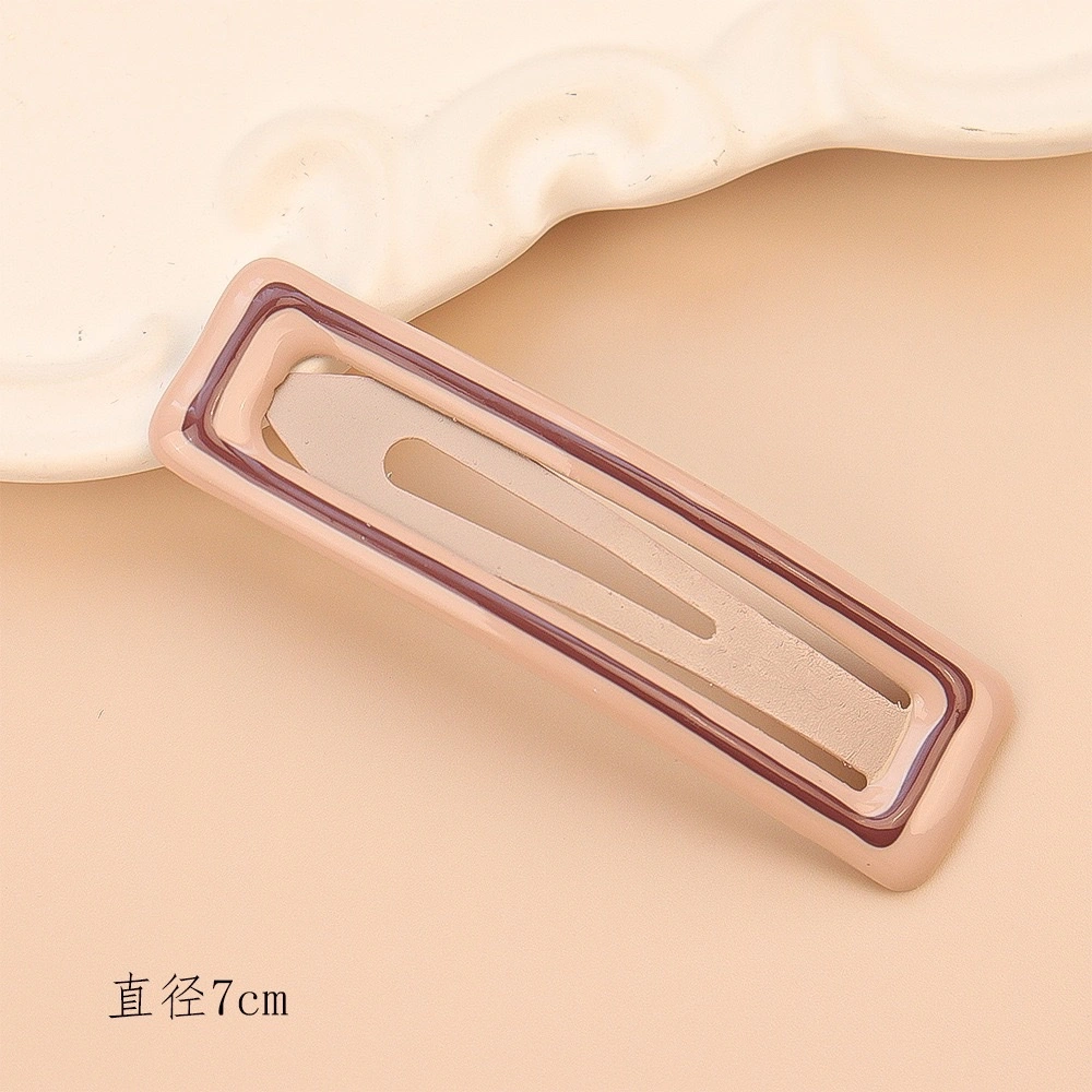 The new hairpin features a simple and creative style that won't damage the bangs on the forehead. The side clip has a duckbill clip and is a creative headpiece in the national trend series detail image 14