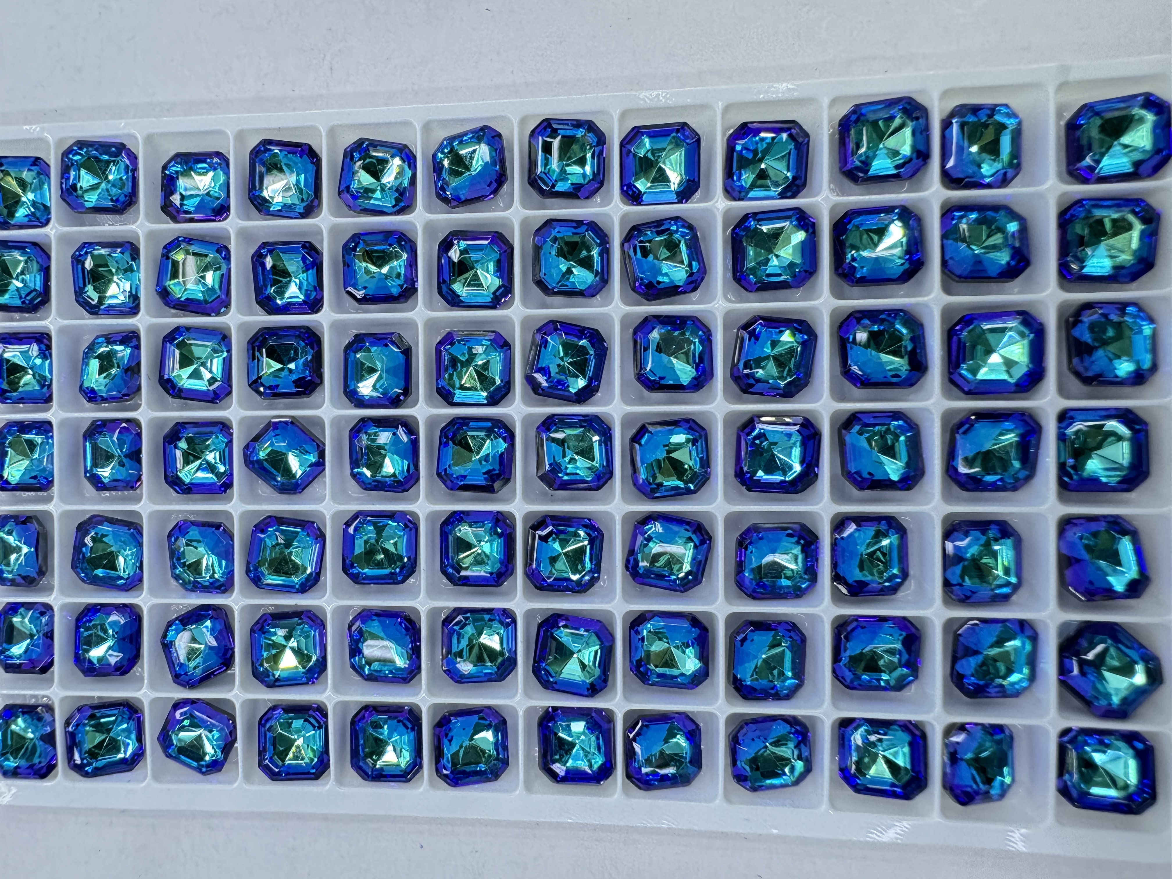 8里公主方DIY手工饰品配件，玻璃水晶，美甲钻，头饰K9钻，异形钻饰品配件白底实物图