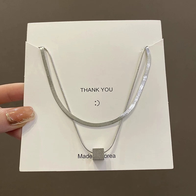 Layered double-layer geometric titanium steel necklace with a unique design sense for women, high-end and light luxury collarbone chain, and light luxury sweater chain details Picture
