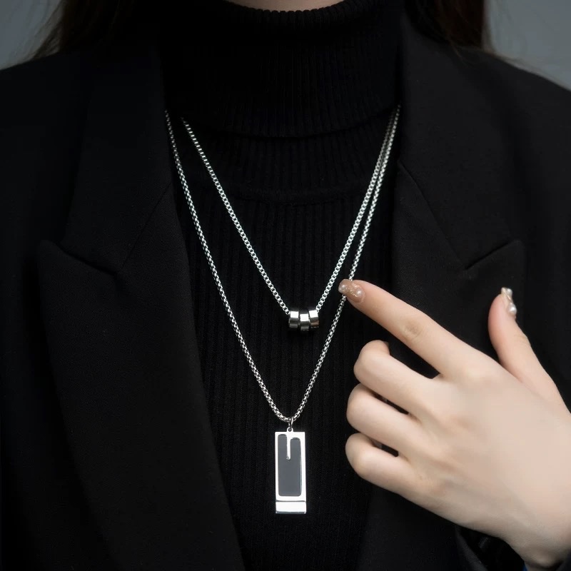 Necklaces, sweater chains, women's and men's 2024 new bestsellers, long, high-end, light luxury titanium steel accessories that do not fade details Picture