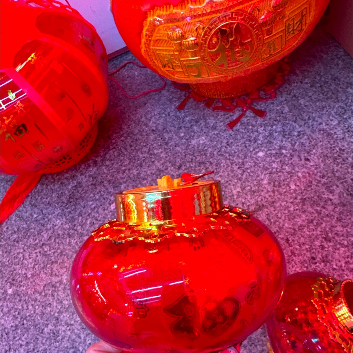 2025年新款过年灯笼 花灯设计 灯笼提手装饰 家庭节日氛围营造 必备灯笼灯笼灯笼提手