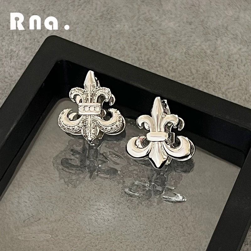 National trend fashion accessories, exquisite earrings, stainless steel earrings, women's elegant and durable earrings, colorful glass stainless steel earrings, neutral girls' accessories, earrings details Picture