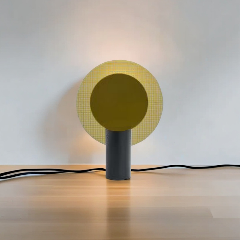 Bamboo weaving lampshade, wabi-sabi style table lamp, handcrafted rattan weaving, creative design, desk, bedroom, exhibition hall decoration table lamp Application Scenario