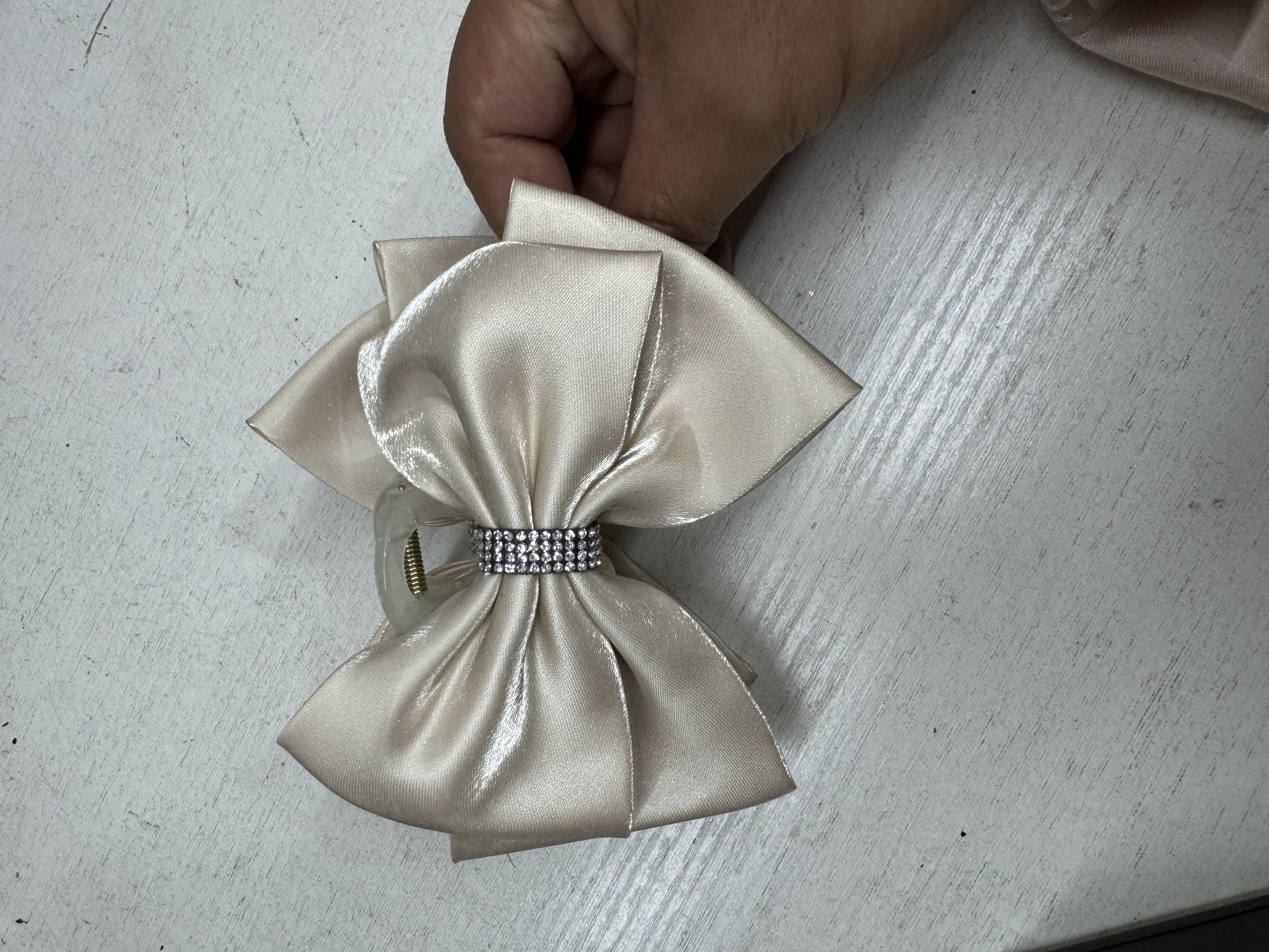 Waist drill claw clip