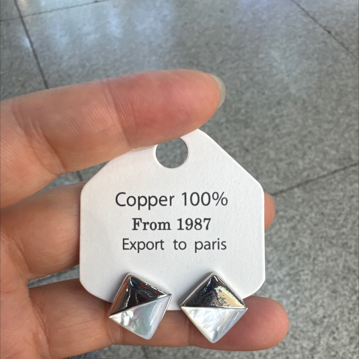 贝母耳饰之美 耳环独特设计 菱形耳环耐久耀眼 饰品精选优雅女士产品图