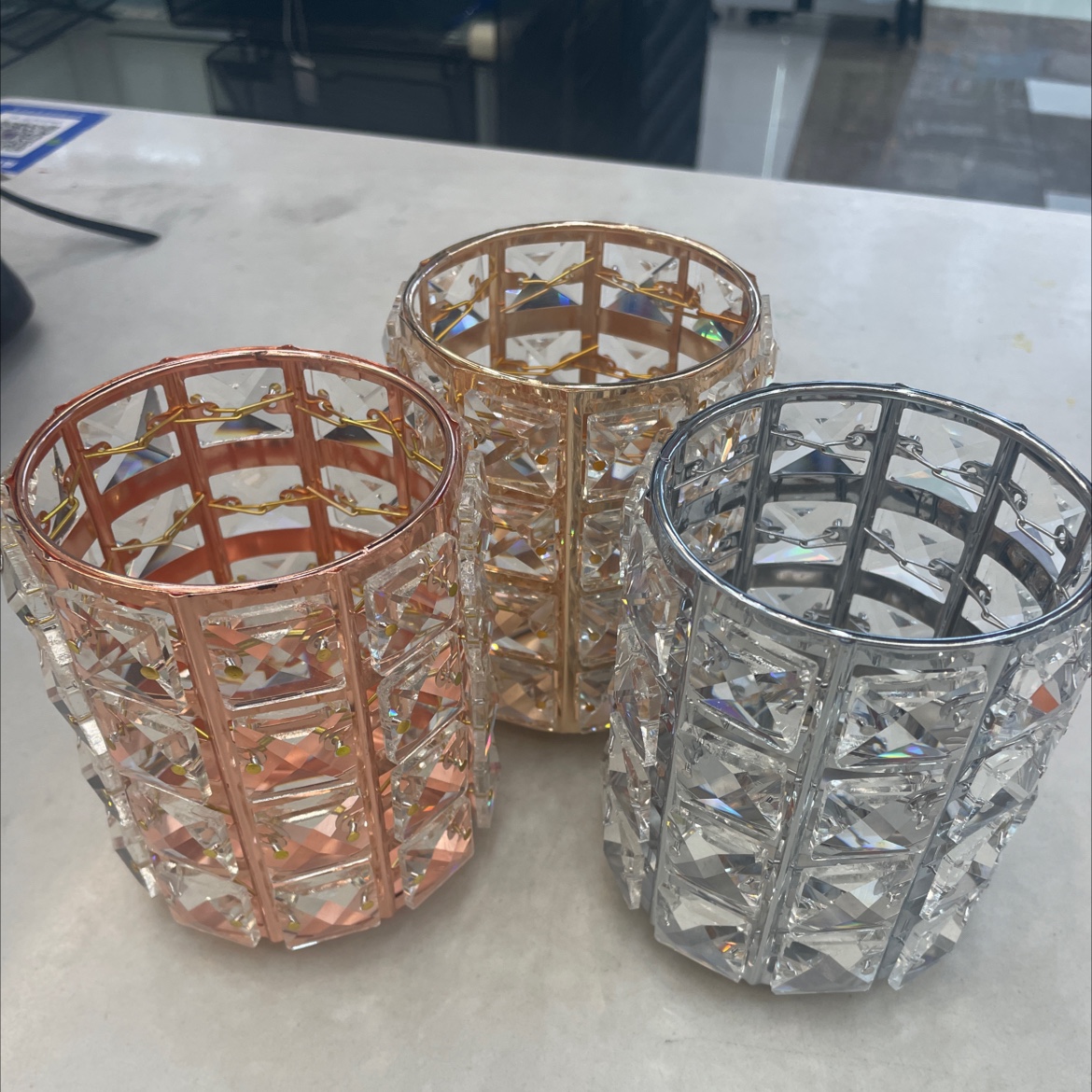 办公用品办公文具水晶笔筒化妆用品化妆刷桶铁笔筒电镀