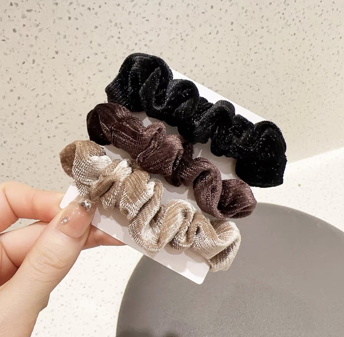 时尚饰品大肠圈头绳 发圈女士头饰 简约耐用发饰发带橡皮筋20241101发圈头绳大肠圈 流行发饰头饰发圈头绳饰品大肠圈详情图6