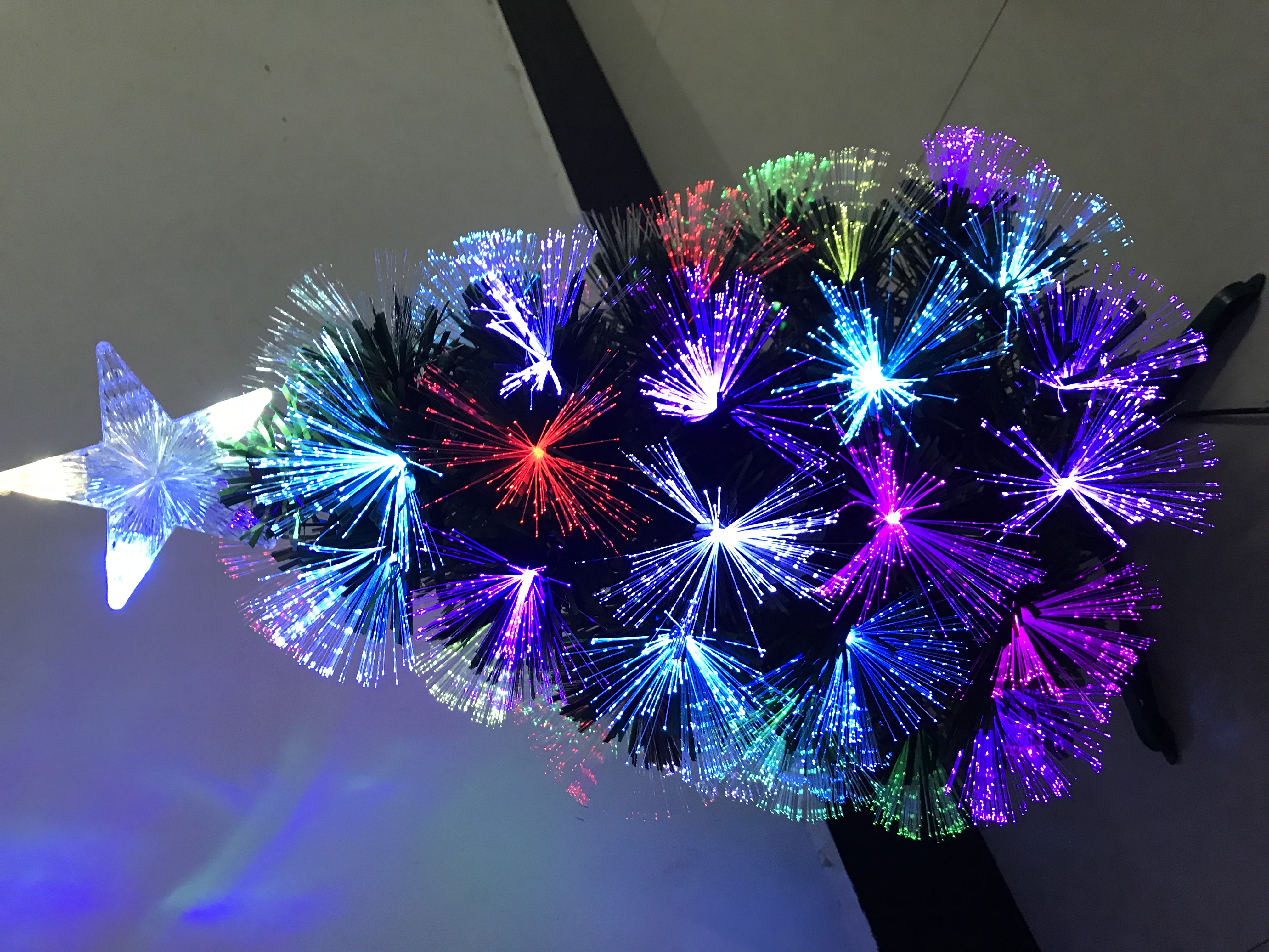 Fiber optic seven-color starry sky Christmas tree Christmas craft details Picture