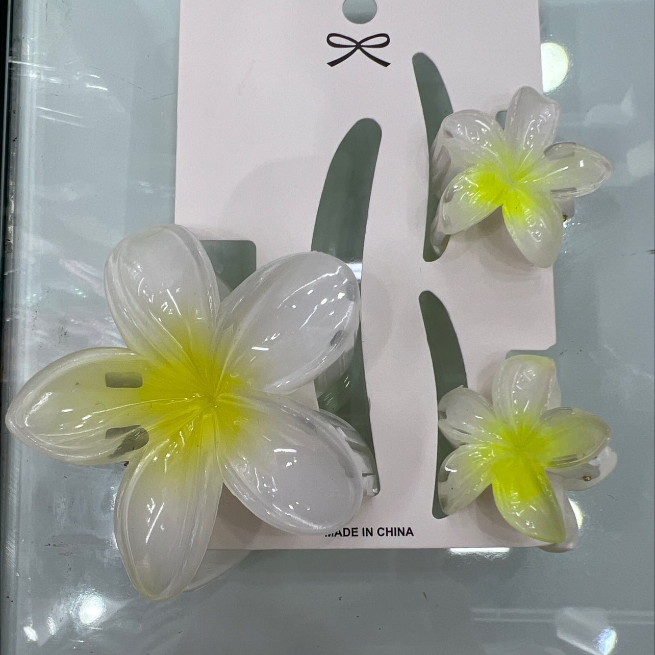 新款喷漆鸡蛋花爪夹套装多色鸡蛋花可混款混色新品抓夹磨砂橡皮漆爪夹饰品饰品外贸原单出口品质鸡蛋花爪夹双色渐变鸡蛋花抓夹爪子