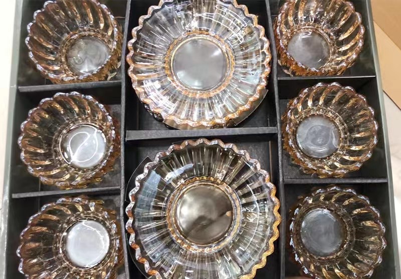 Glass craft cup, plate and coffee cup set details Picture