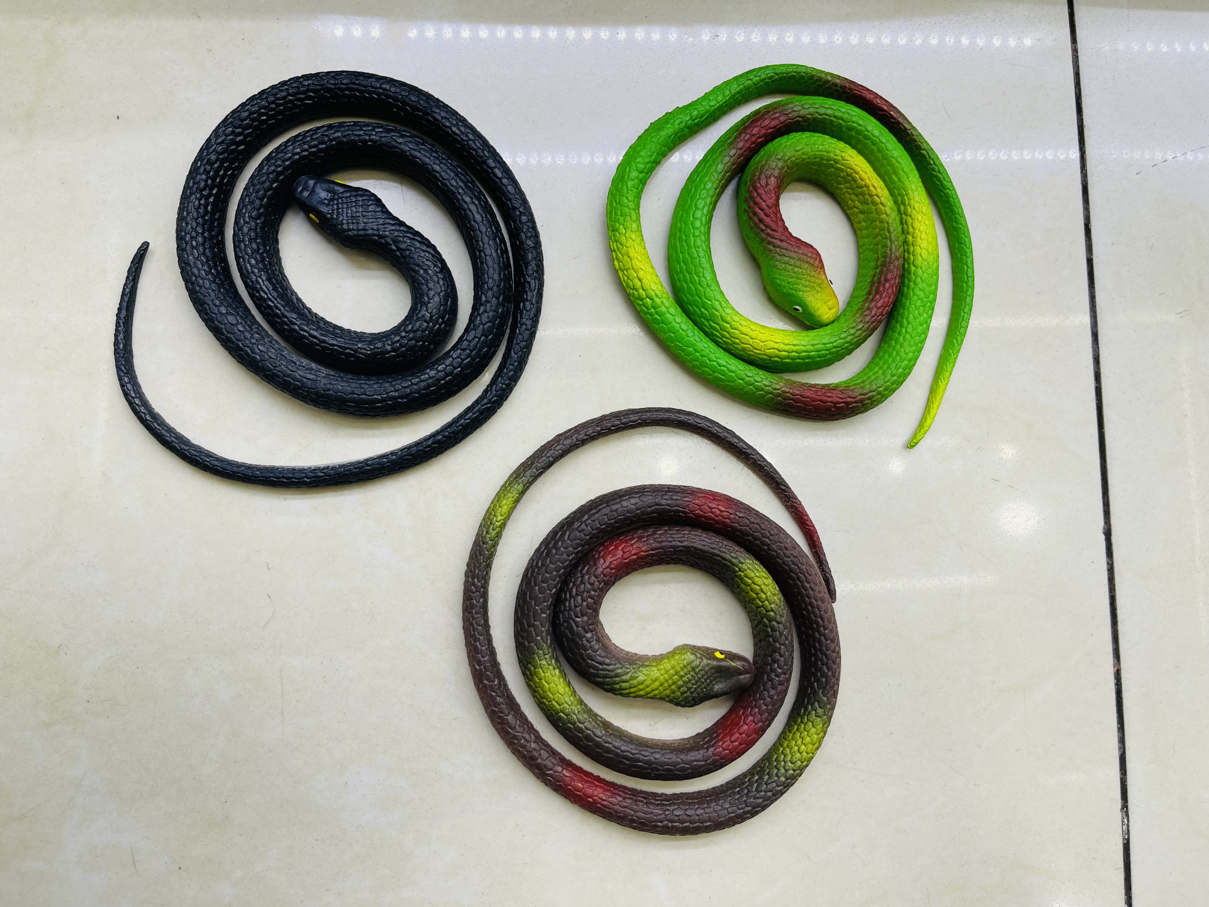 软胶仿真环保蛇橡胶蛇TPR橡胶蛇整蛊玩具仿真蛇硅胶蛇细节图