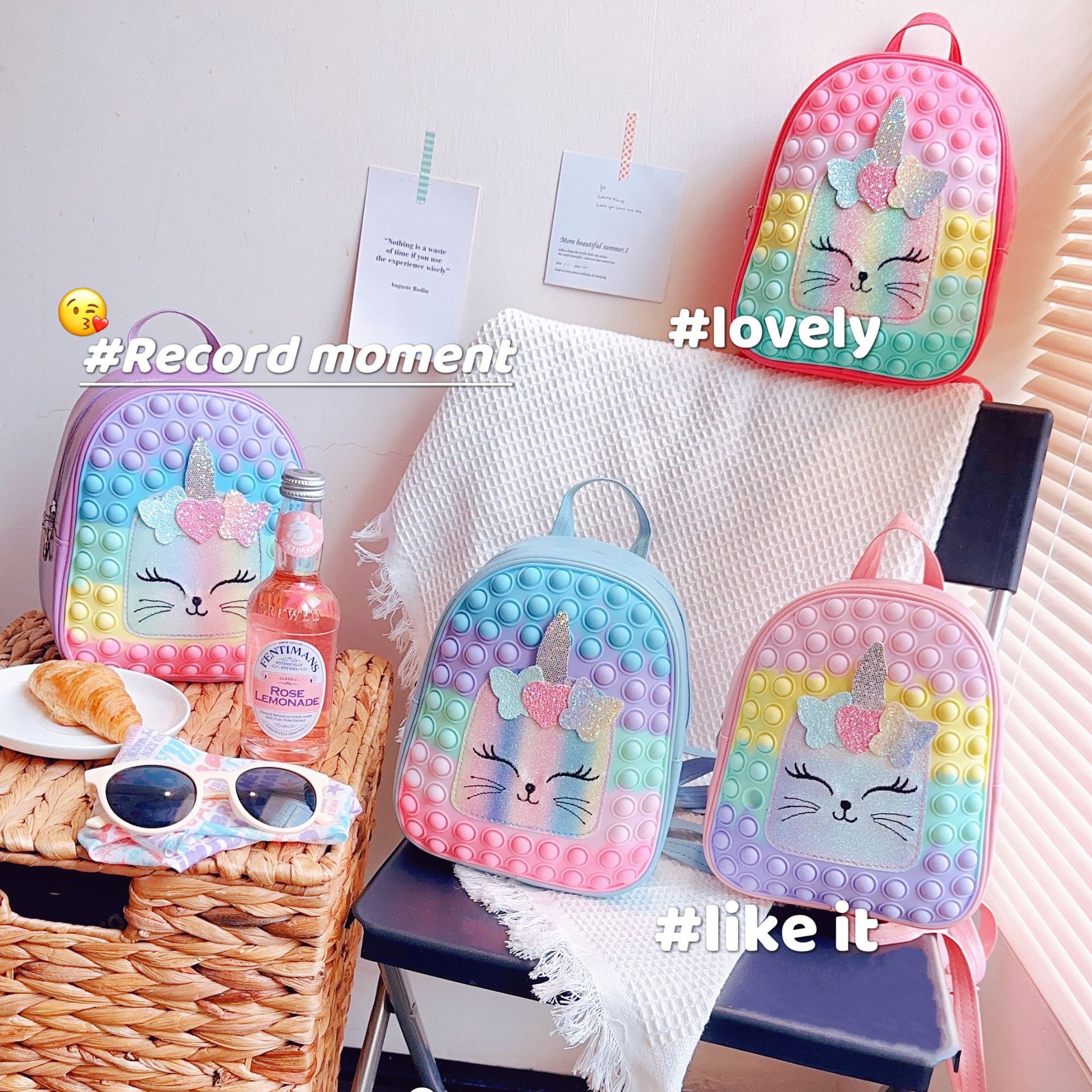 新款儿童小双肩包