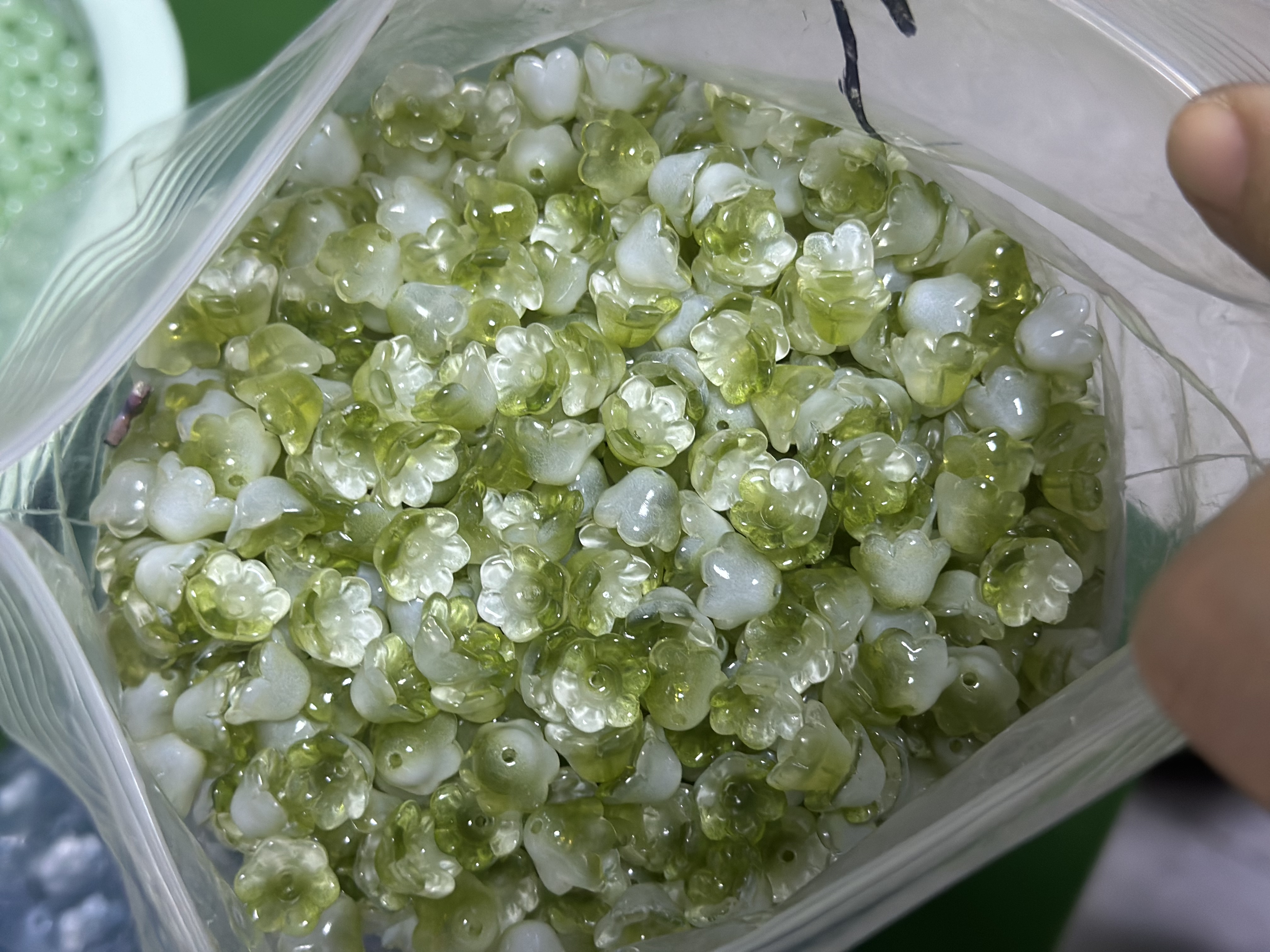 琉璃珠7x12mm铃兰花散珠风铃草花苞铃铛花铃diy饰品发簪串珠材料铃兰花厂家直销详情图12