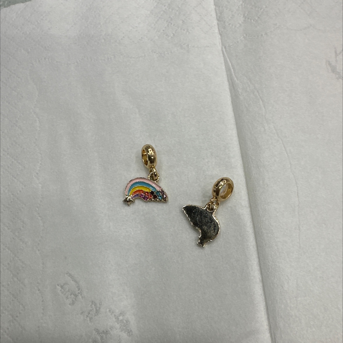 潘家DIY手链彩虹彩色吊坠饰品配件批发好看的彩虹吊坠饰品批发合金彩色滴油点钻吊坠