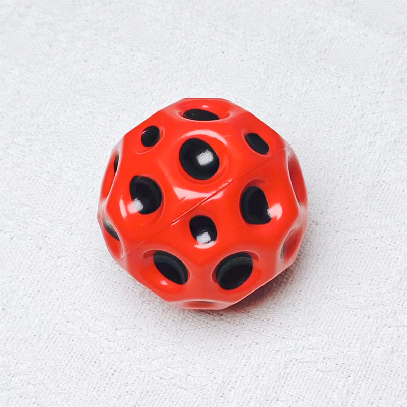 高弹洞洞球pu弹力球实心发泡球亲子互动解压月球石手腕球 6.3cm详情图6