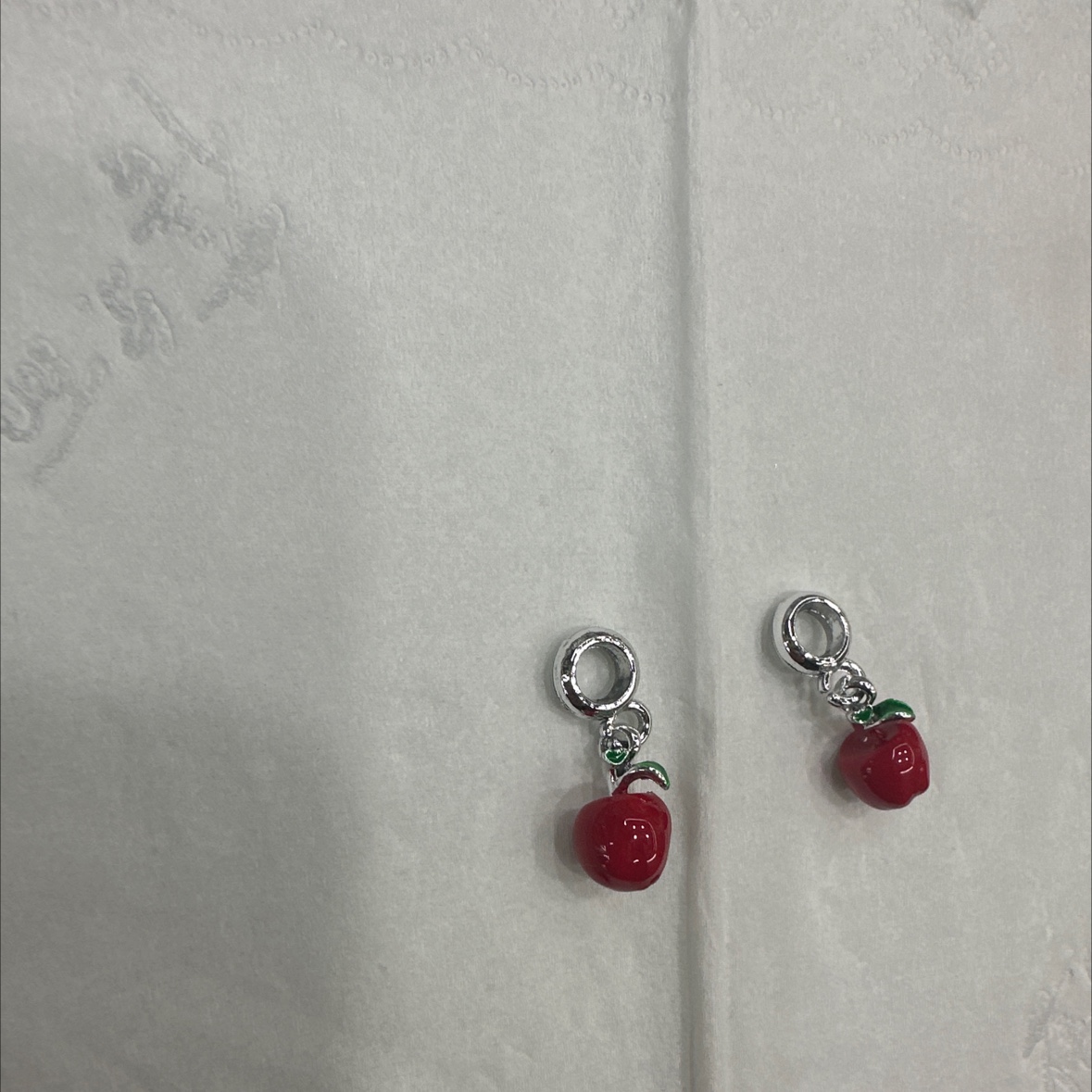 手链手串DIY合金吊坠 红色苹果滴油配饰 手链项链串珠散珠饰品配件批发产品图