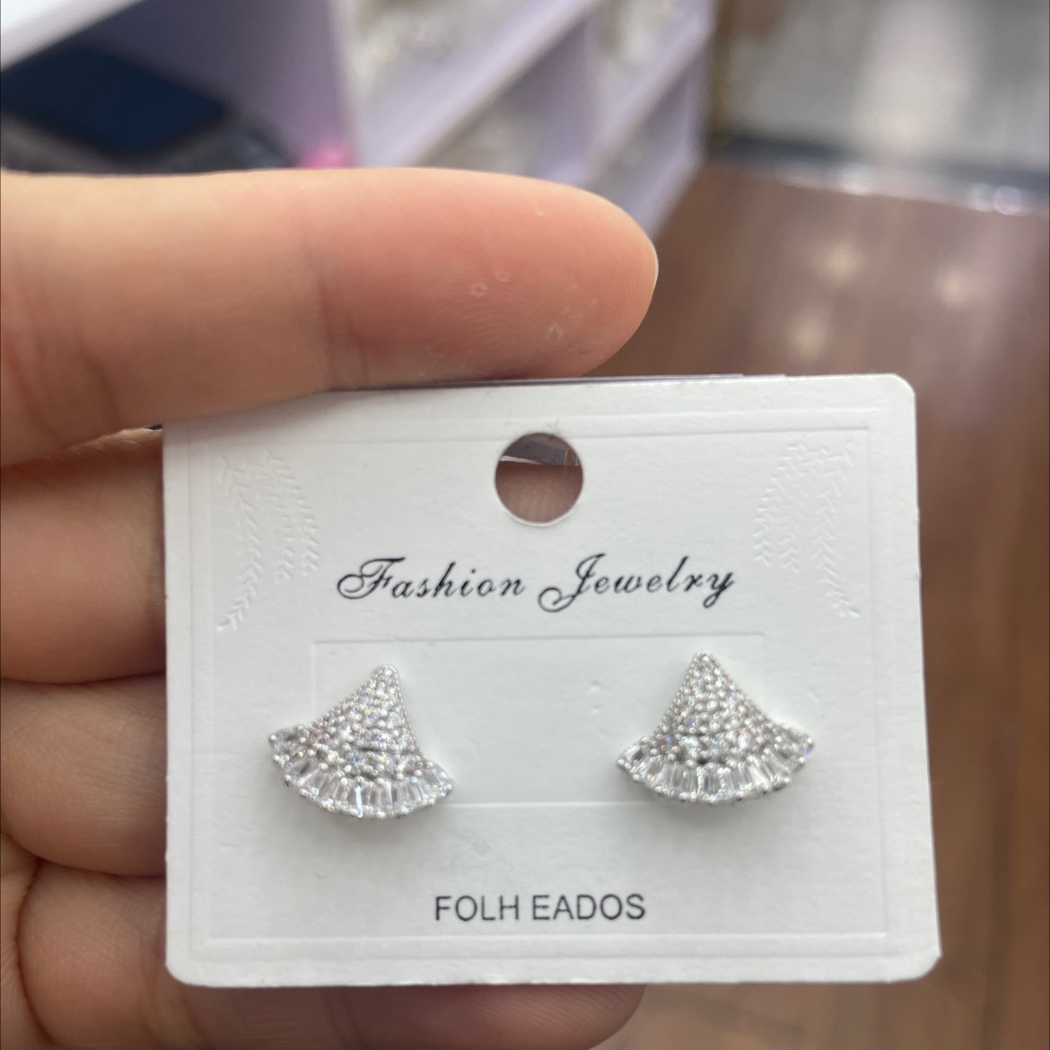 时尚饰品 创意饰品 独特设计耳钉 耳饰 精致时尚女士