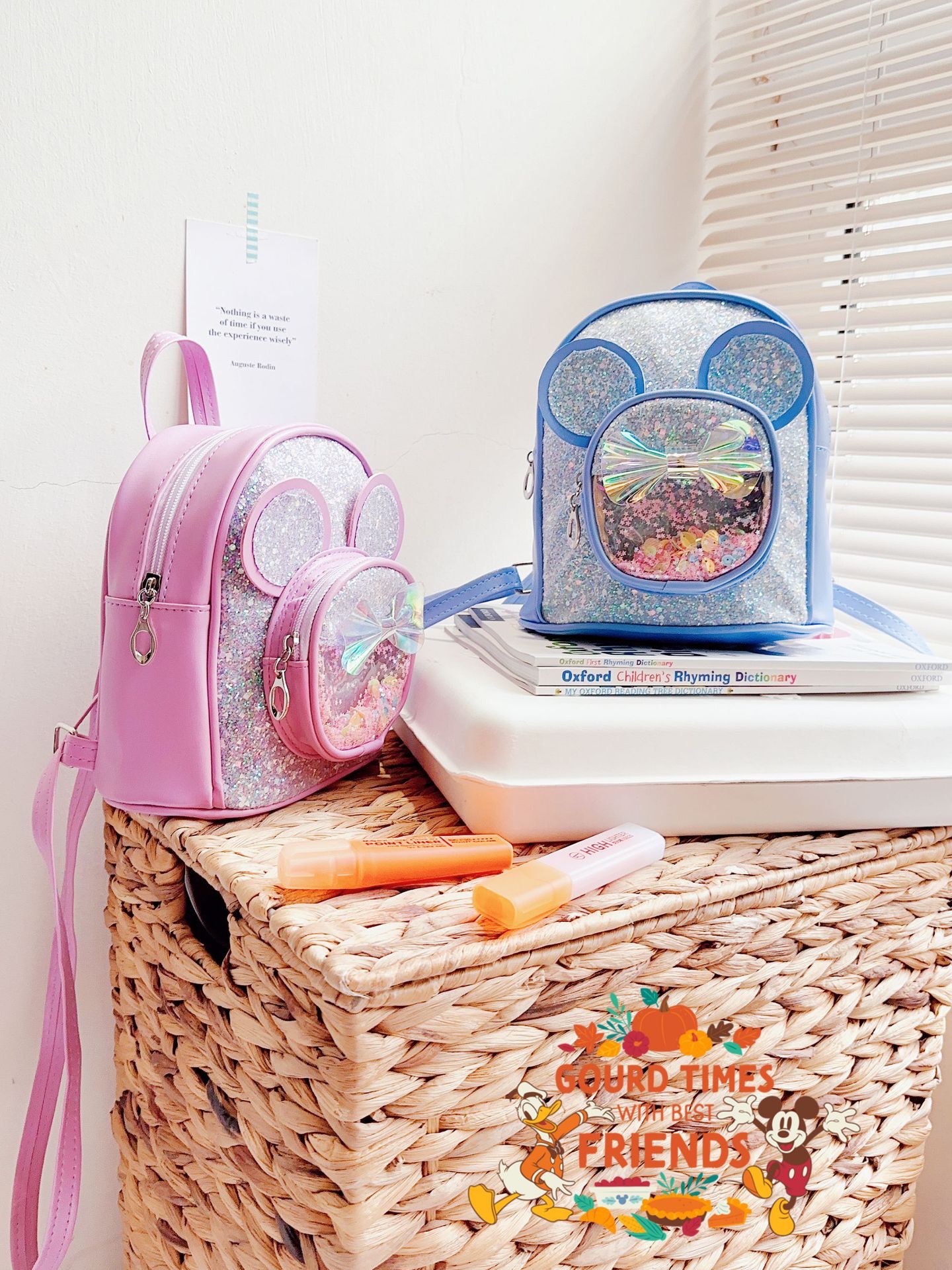 新款亮片儿童可爱卡通公主米奇双肩包细节图