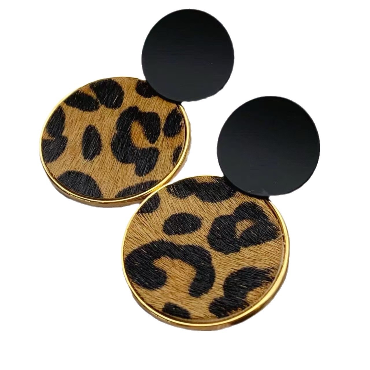 New autumn and winter cross-border woolen leopard print earrings from Europe and America, fashionable, elegant and high-end, with a touch of ethnic charm, silver needle earrings Item Picture