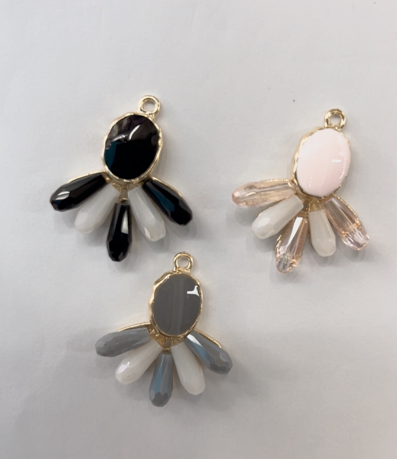 High-end alloy pendant accessories, handcrafted DIY jewelry materials, beautiful and dazzling jewelry accessories, exquisite jewelry accessories, alloy pendant accessories