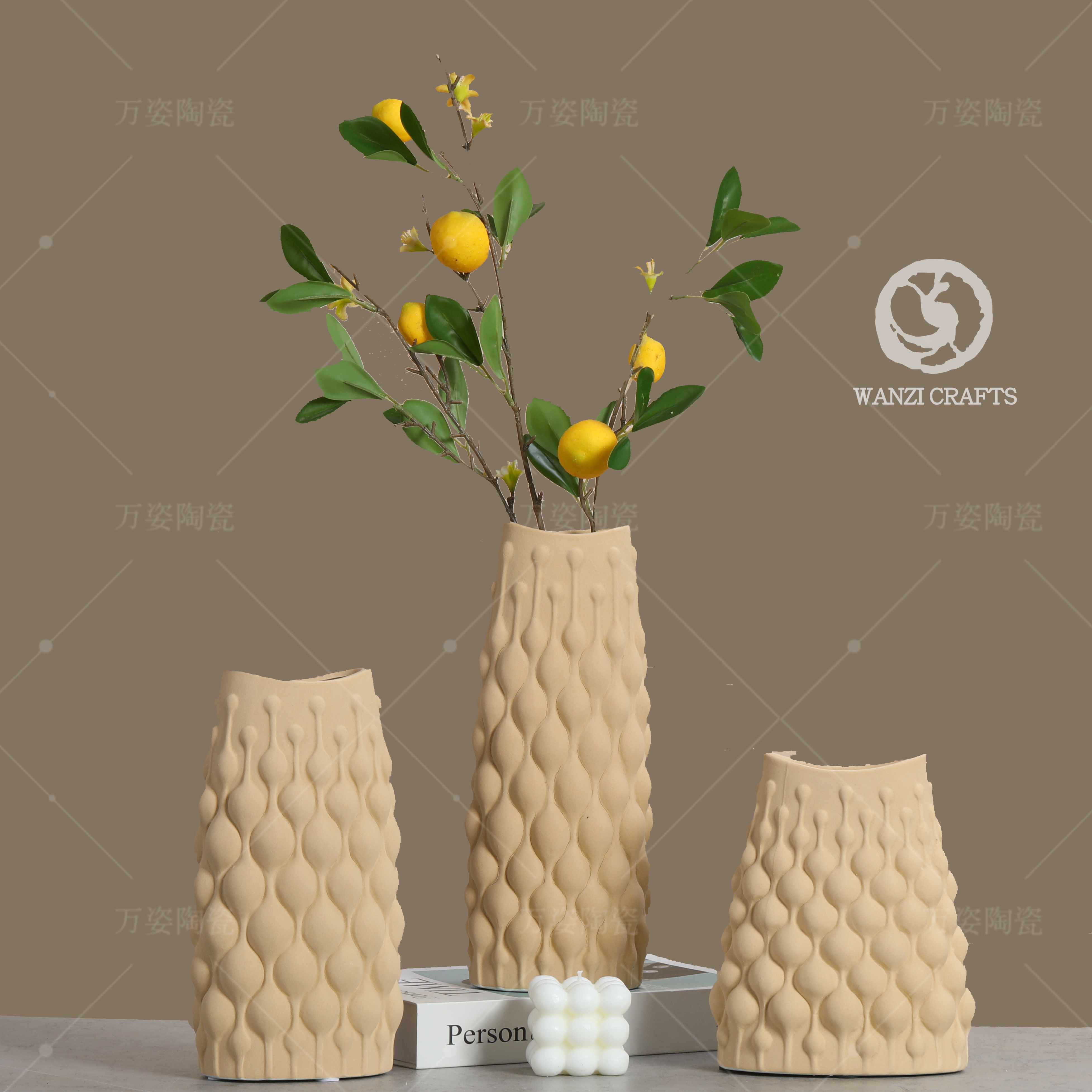 Ceramic vases, ceramic handicrafts details Picture