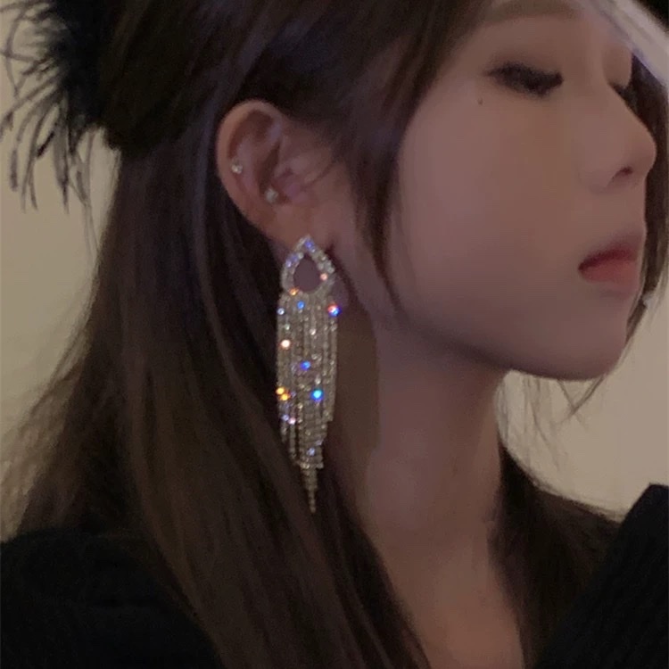 Yang Mi's same style of light luxury full-diamond zirconia tassel earrings, high-end long style, trendy and creative accessory, long style for women, creative accessory, long style for women, elegant and creative accessory earrings details Picture
