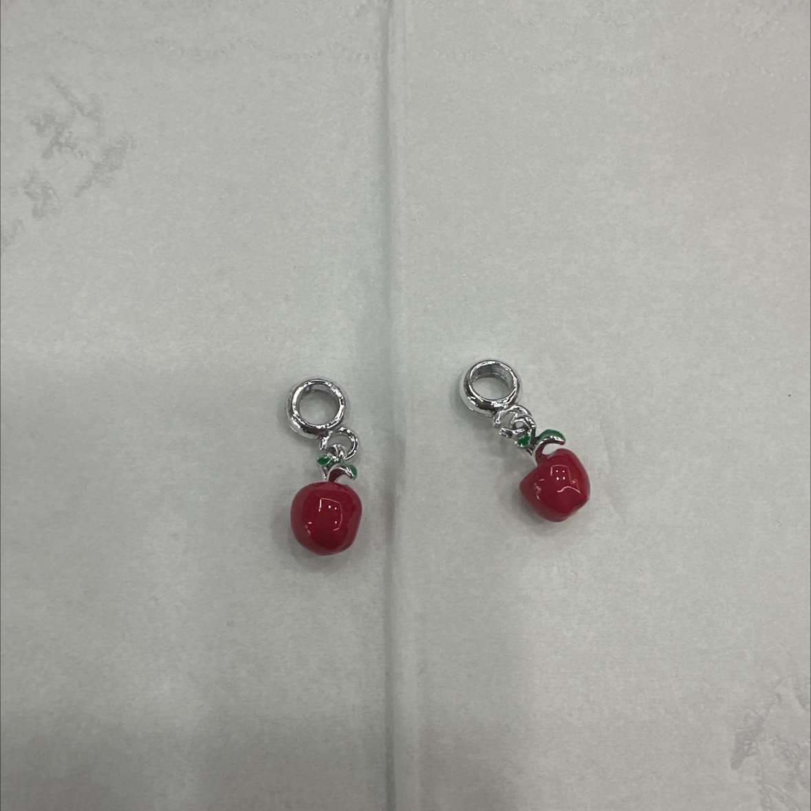 手链手串DIY合金吊坠 红色苹果滴油配饰 手链项链串珠散珠饰品配件批发