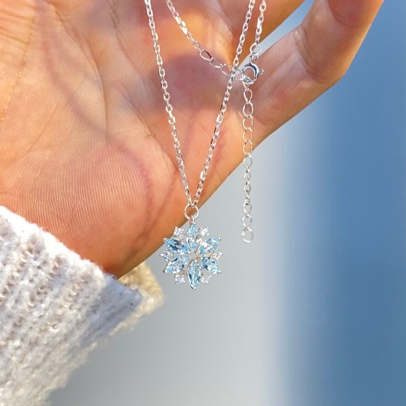 Light luxury style: Frozen Snowflake necklace, female imitation topaz blue diamond pendant collarbone chain, Christmas gift necklace details Picture