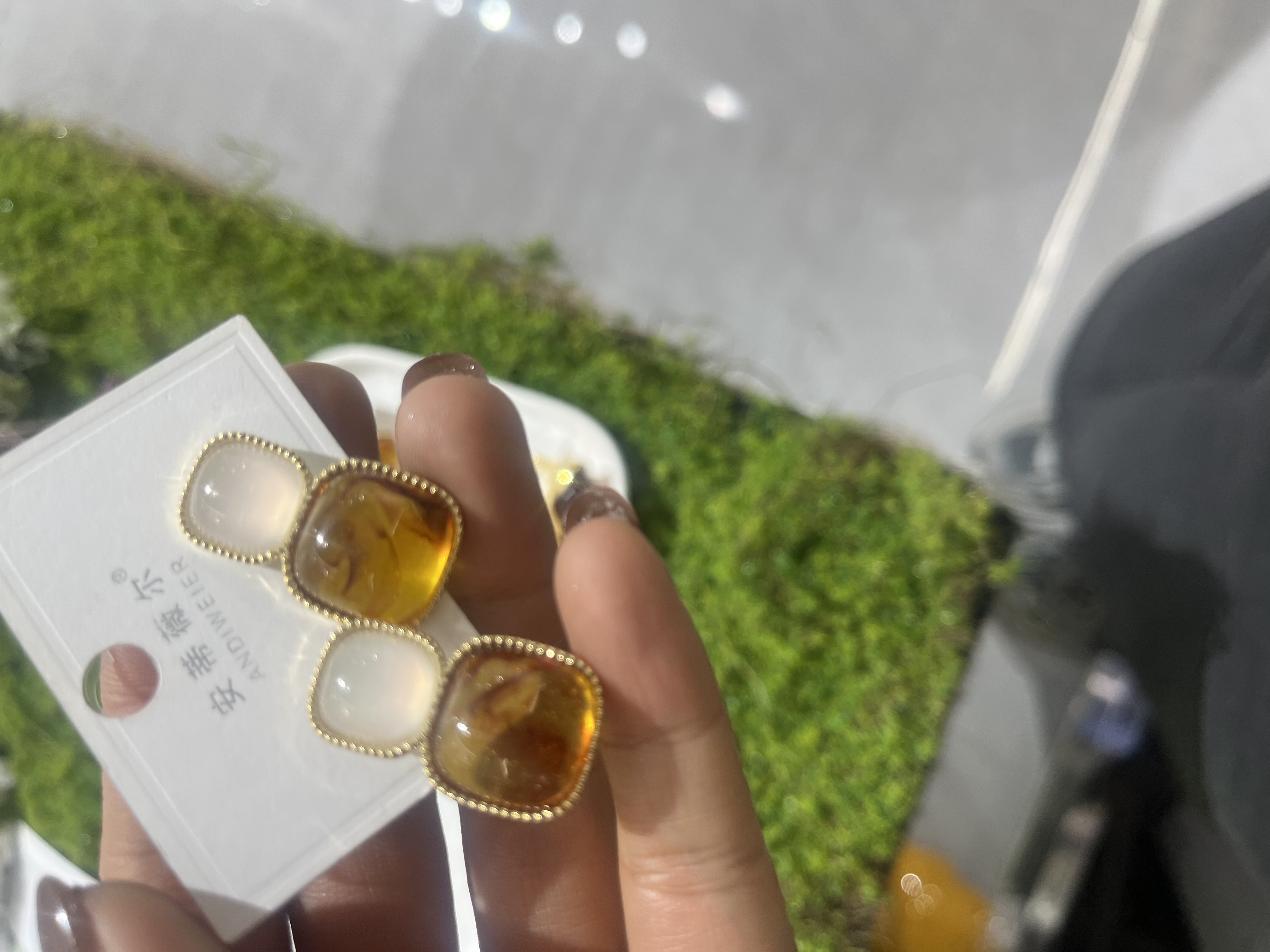 S925纯银镶嵌钛钢五金链条 木质十字架吊坠 时尚男女通用款 高级感满满细节图