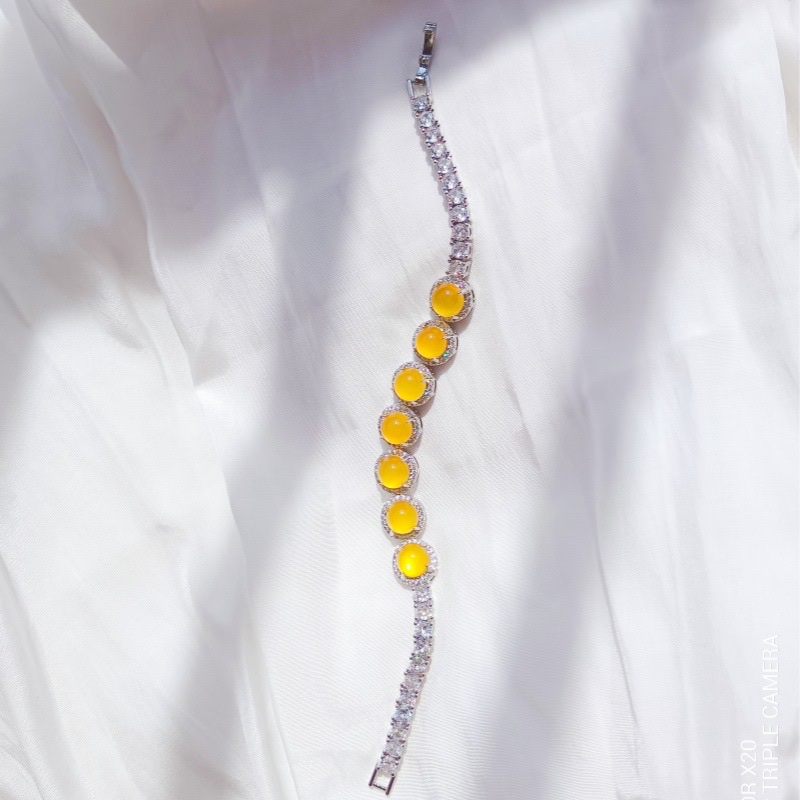 厂家批发高品质镶嵌阳绿天然玉髓手链微镶满钻豪华玉髓手链女细节图