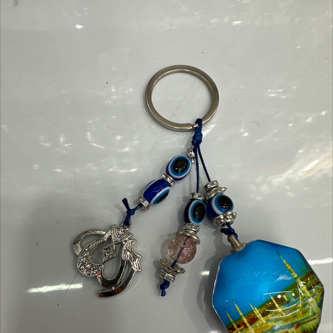 2024新款毛绒挂件钥匙扣女款可爱流沙瓶设计 独特钥匙扣配件 时尚潮流小物钥匙扣细节图