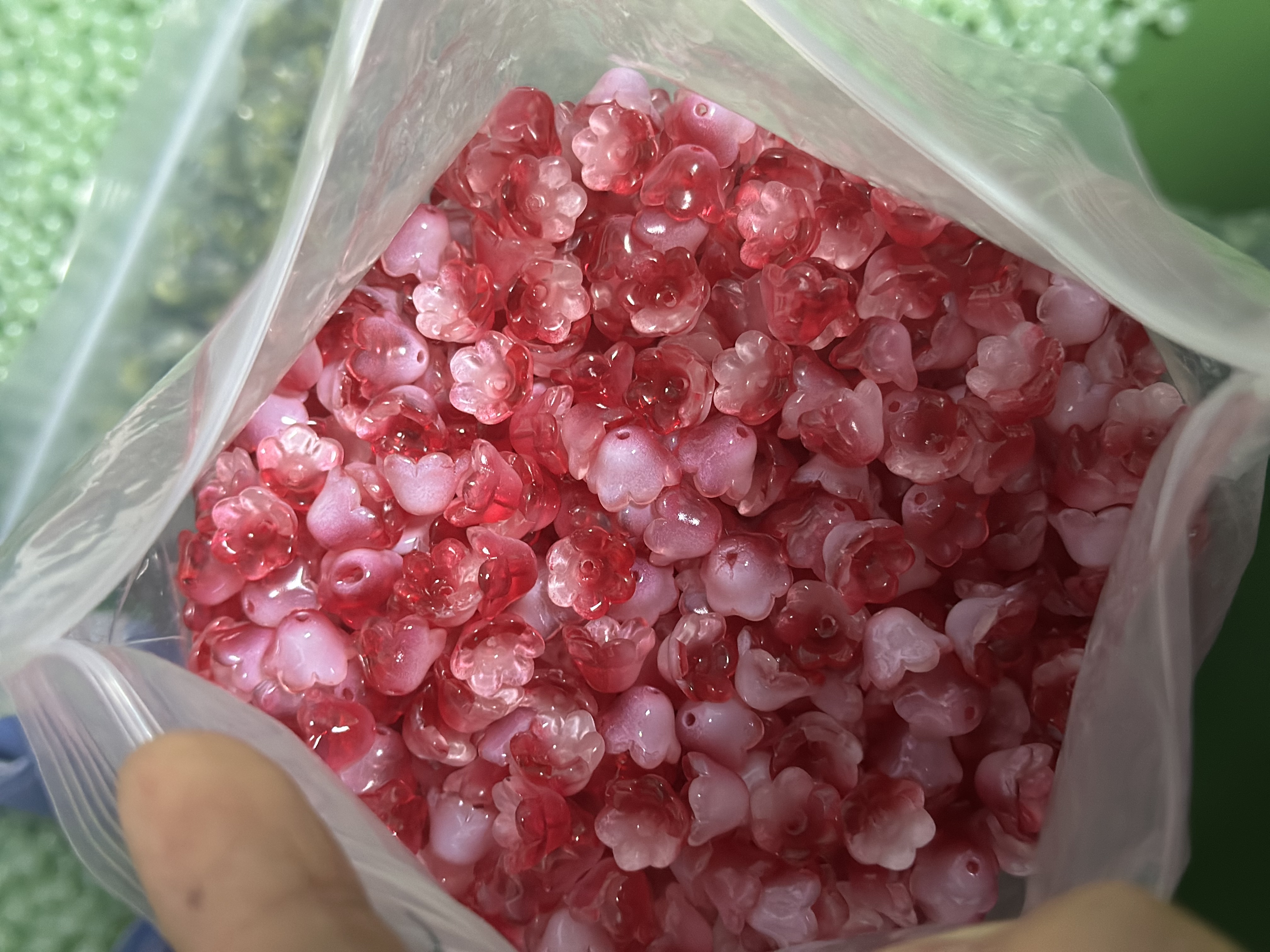 琉璃珠7x12mm铃兰花散珠风铃草花苞铃铛花铃diy饰品发簪串珠材料铃兰花厂家直销产品图