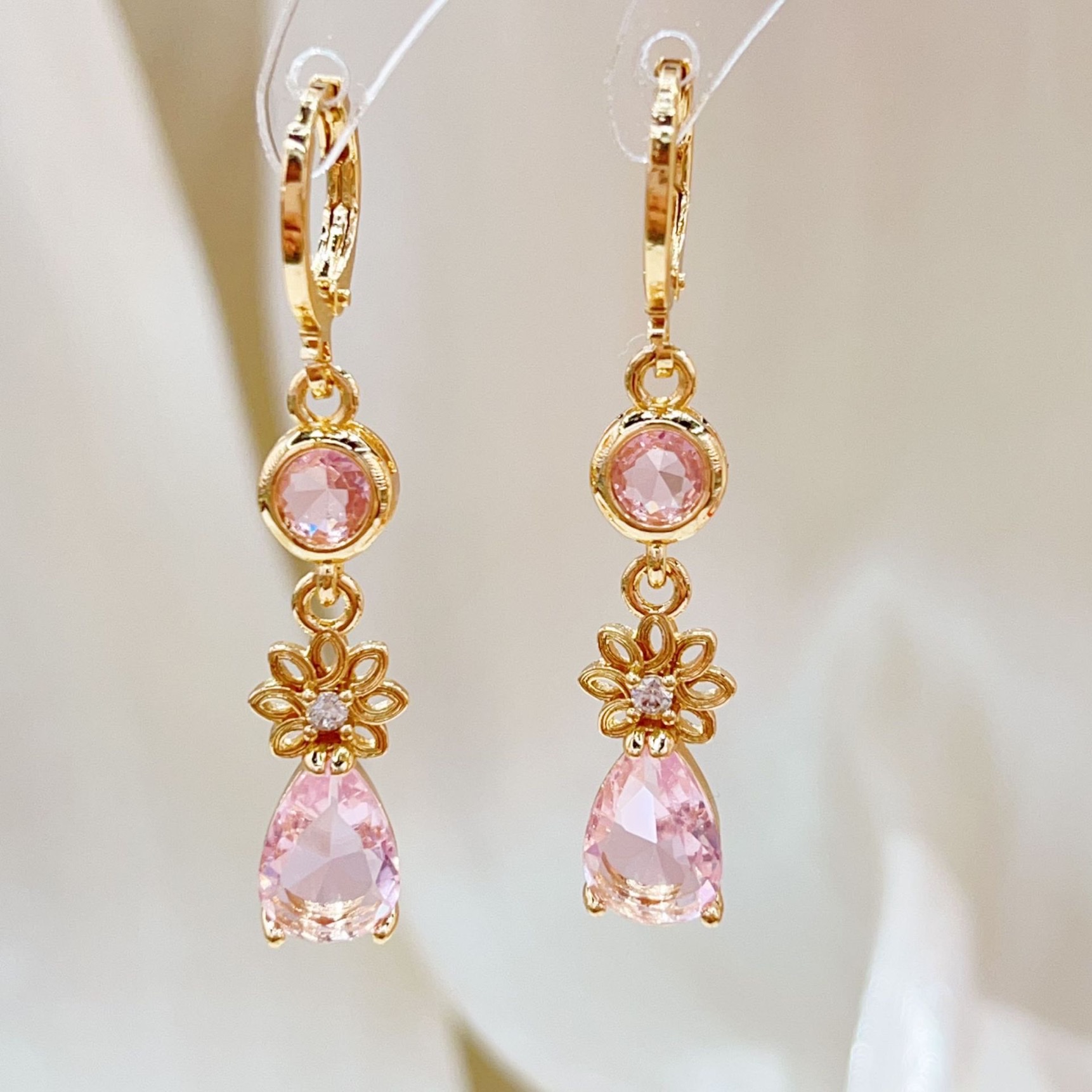 2024新款 欧美跨境时尚耳环耳饰 简约大方设计感耳扣 香槟金 批发白底实物图