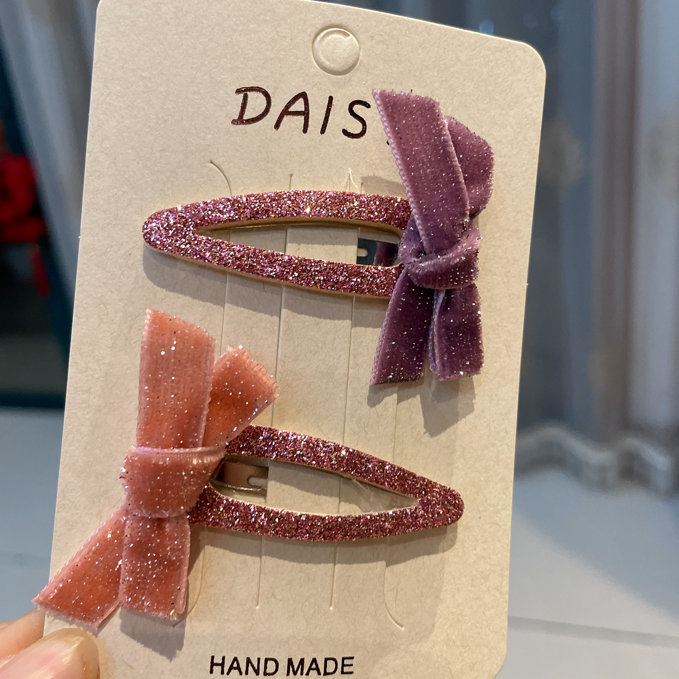 The new 2024 children's cute hairpin is paired with a lightweight and cute hairpin wig accessory. The children's 2024 cute hairpin details Picture