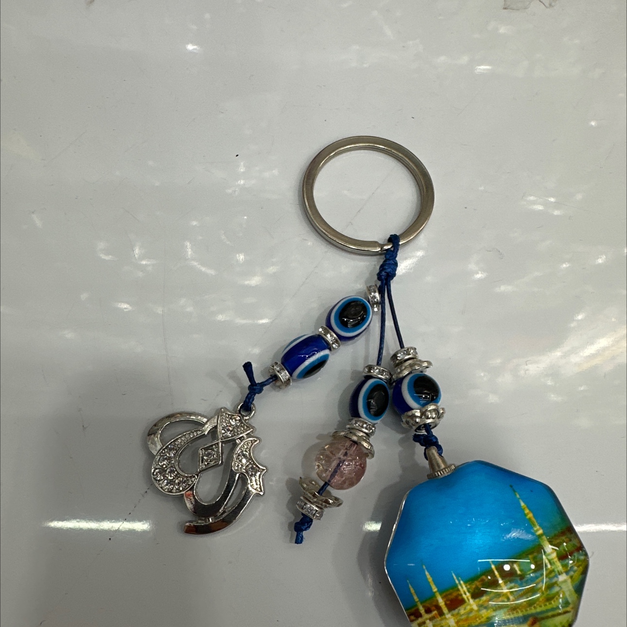 2024新款毛绒挂件钥匙扣女款可爱流沙瓶设计 独特钥匙扣配件 时尚潮流小物钥匙扣白底实物图