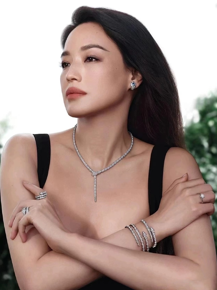 明星同款锆石蛇形项链夸张轻奢锁骨链时尚百搭高级感项饰女欧美饰品细节图