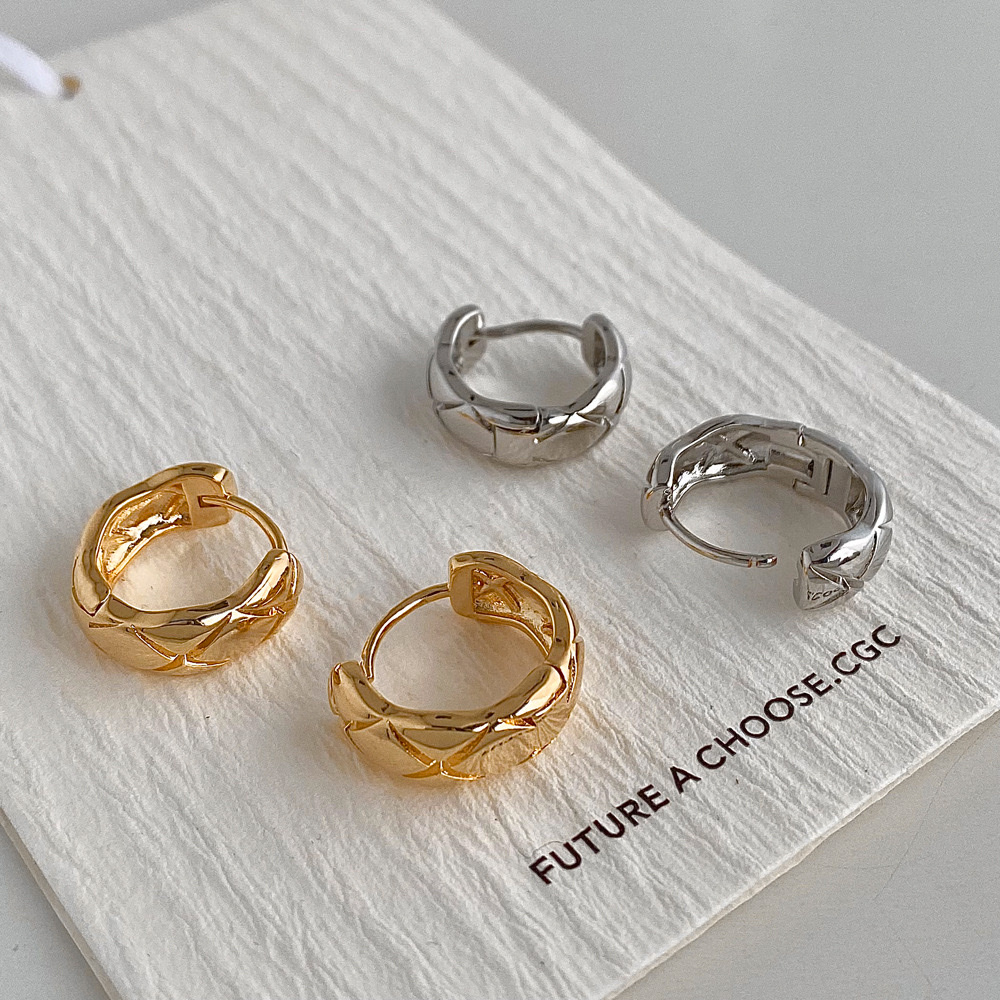 金色独特耳钉女冷淡风高级感轻奢小众耳圈耳环百搭耳饰产品图