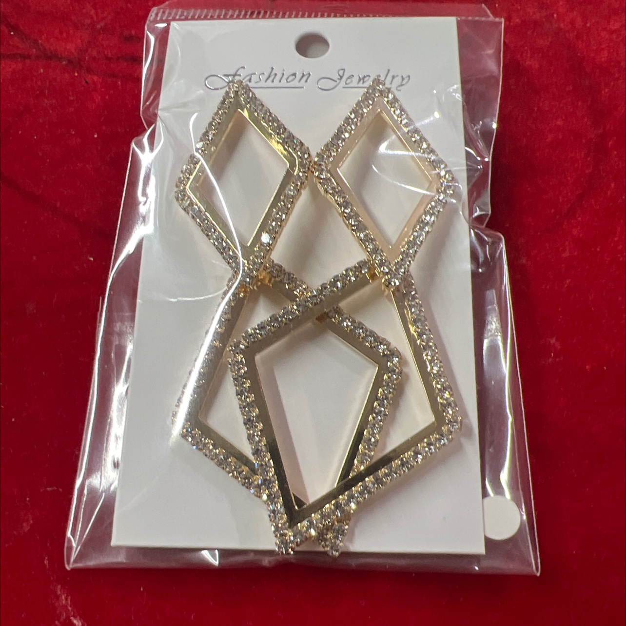 耳环 精致耳饰 时尚耳夹 女士饰品 优雅耳饰装饰品 独特设计 菱形设计 高端大气