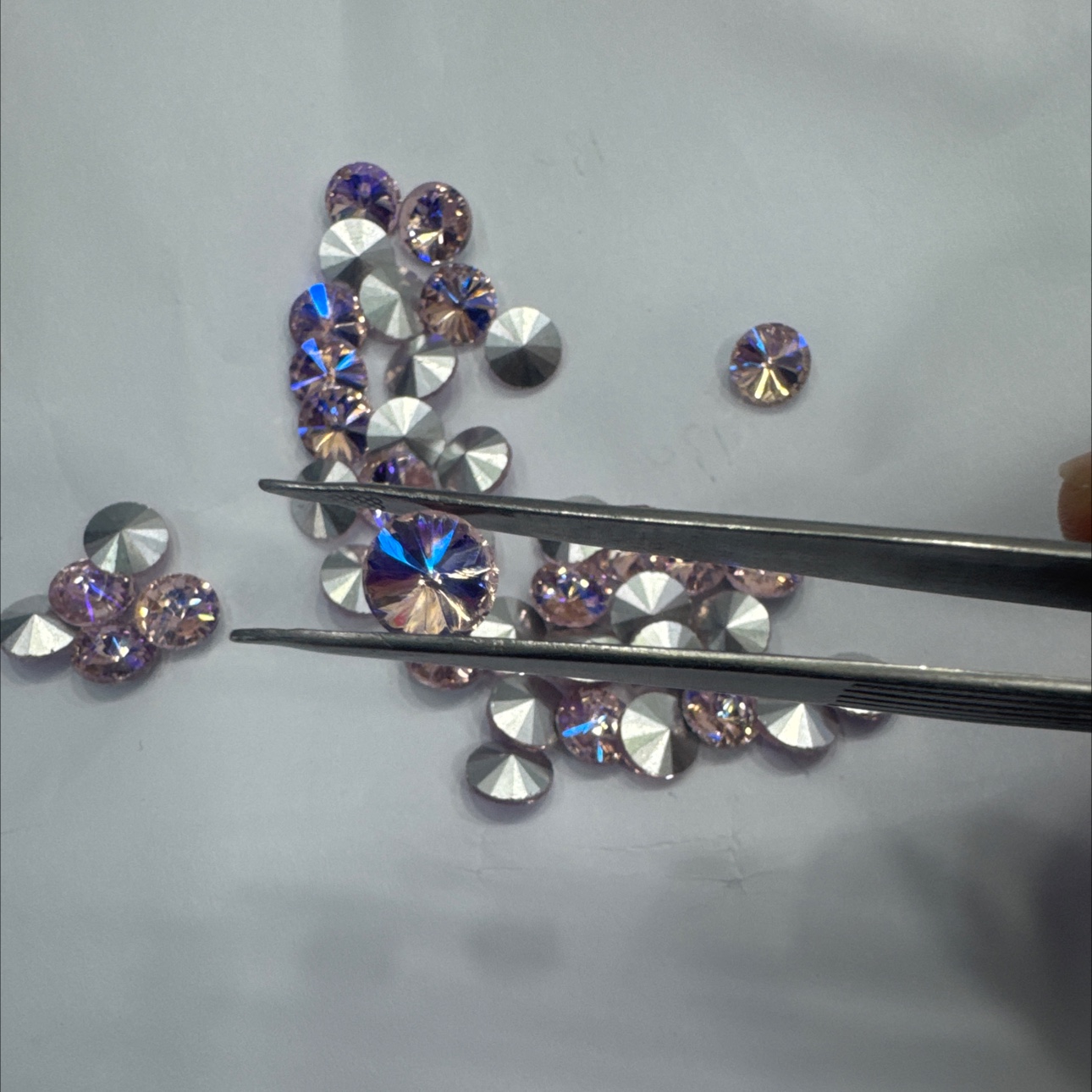 8#卫星粉红月光 水晶玻璃饰品产品图