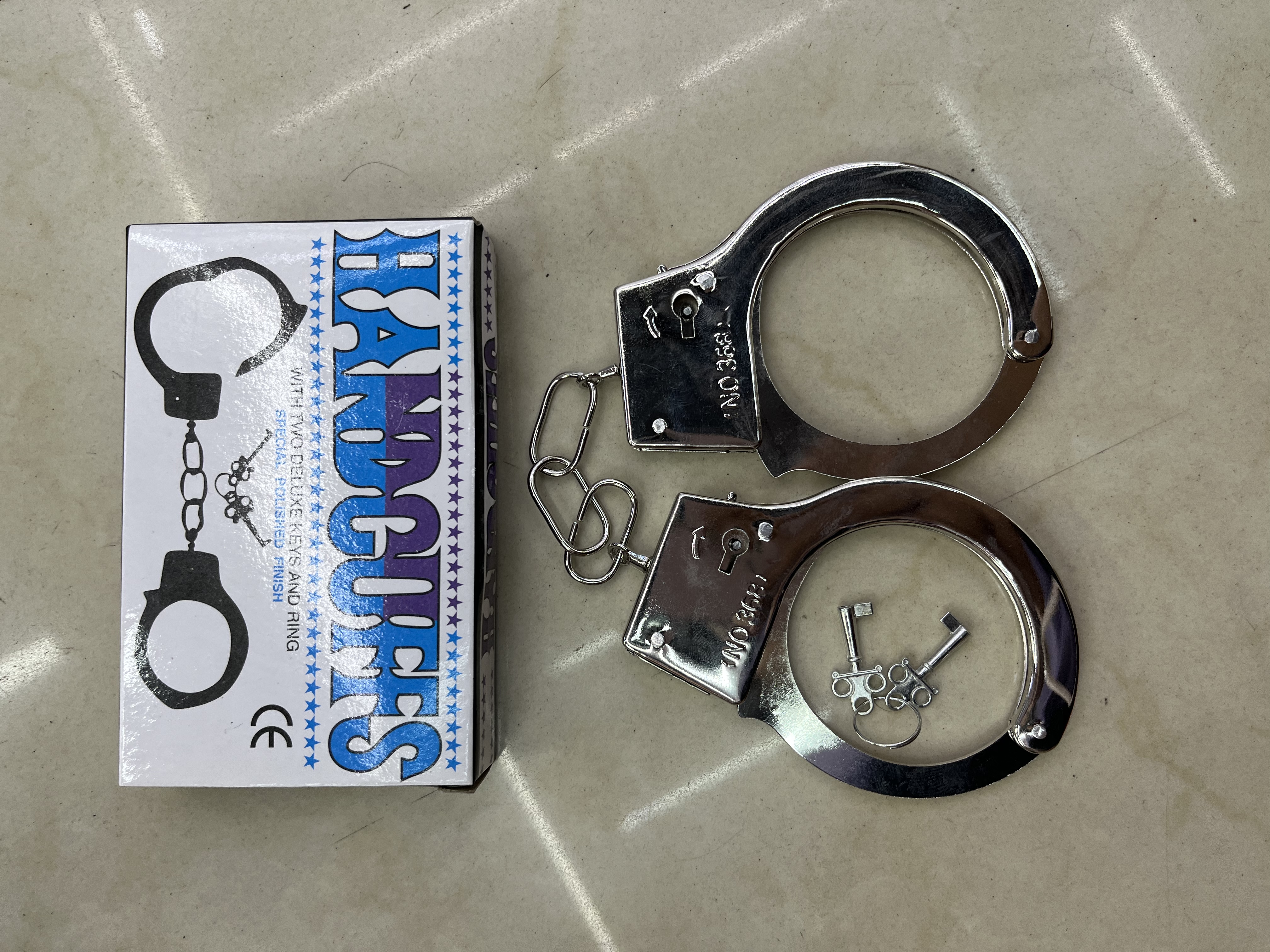 儿童益智玩具套装 九连环华容道鲁班锁 传统经典解密游戏 锻炼思维能力玩具礼盒产品图