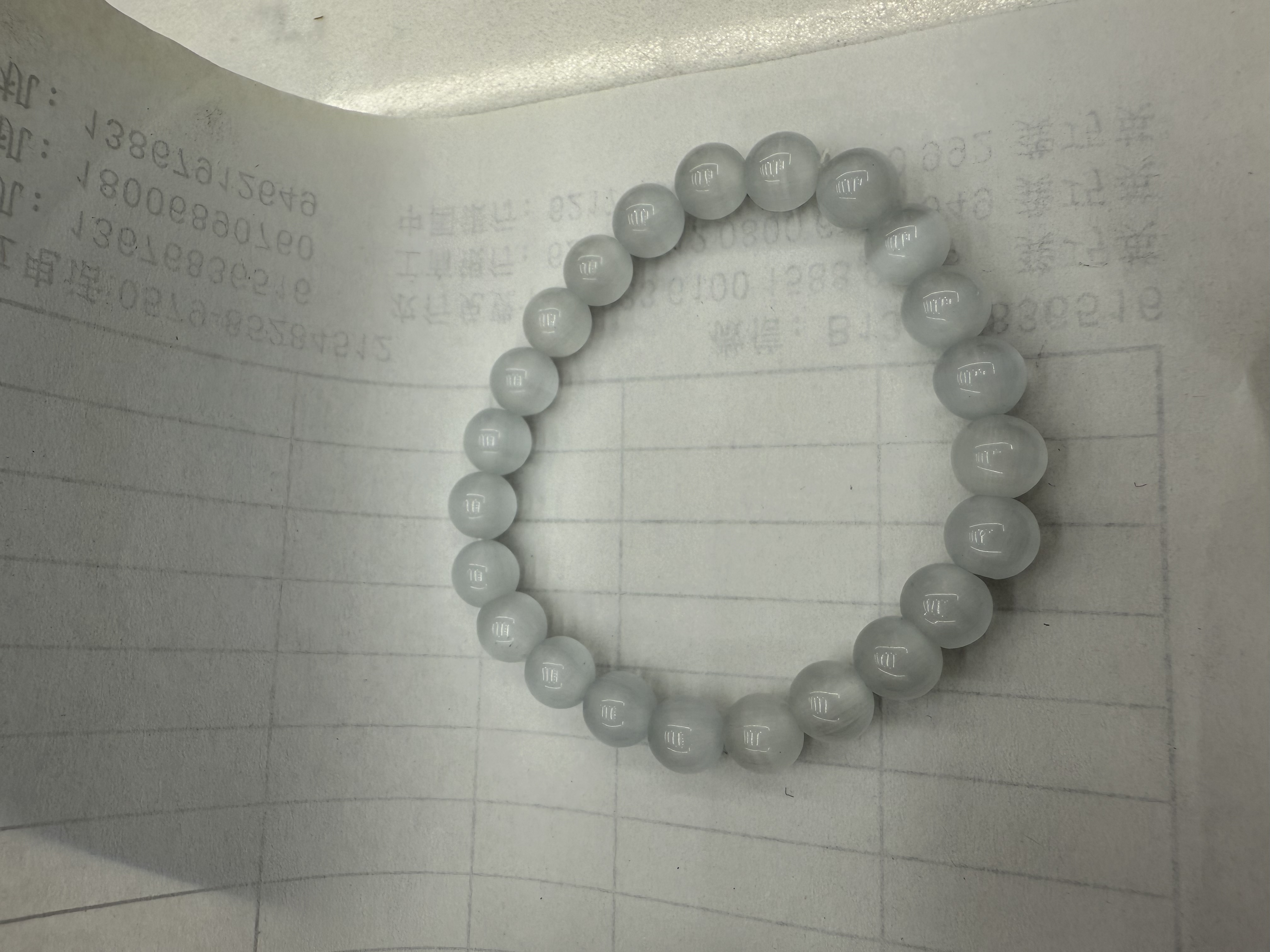 White cat's eye stone bracelet for women, light luxury, niche, exquisite and high-end jade bracelet gift, good luck bracelet