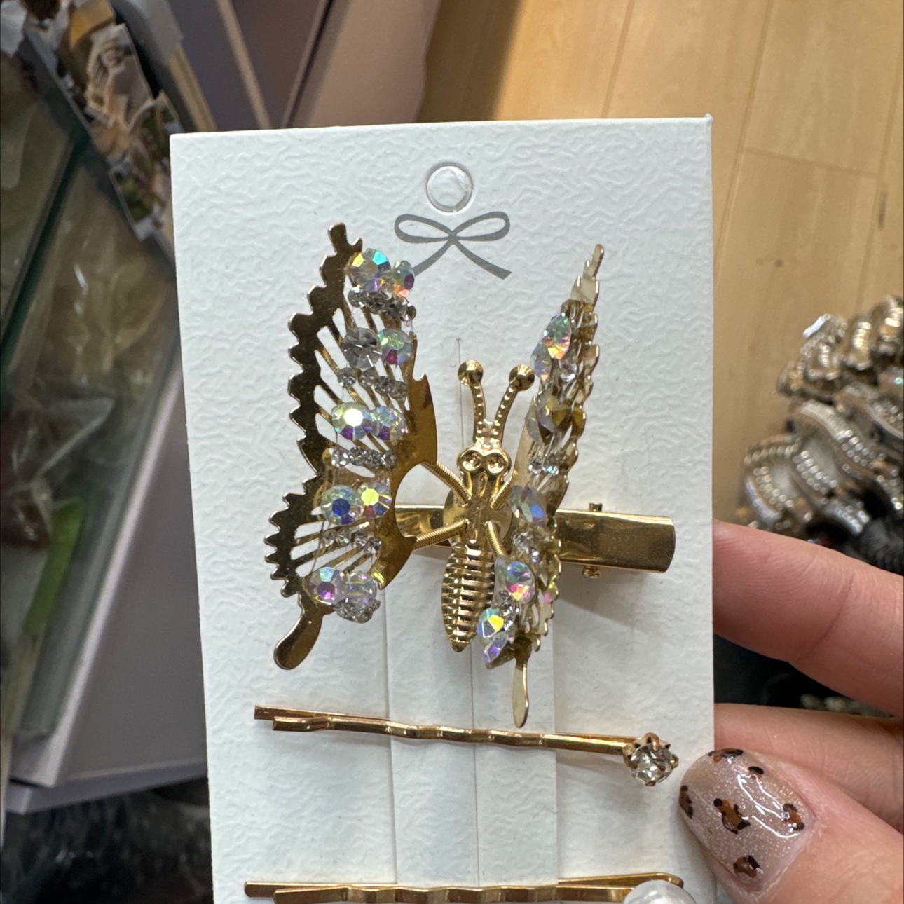 亮钻蝴蝶夹子创意饰品