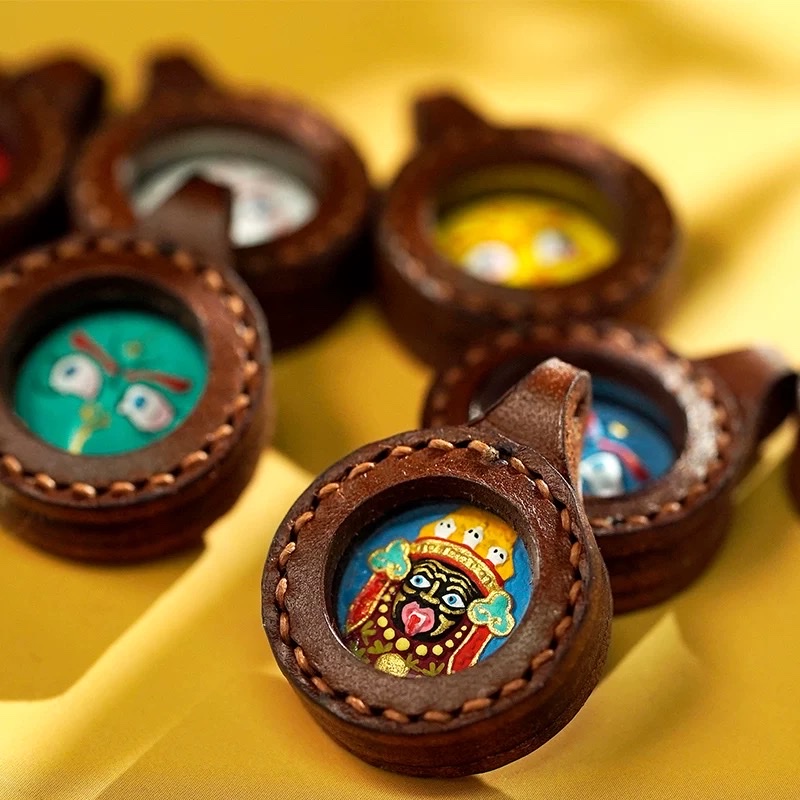 不锈钢十字架吊坠 佛牌风格 高级不锈钢吊坠配件 佛教文化精神象征 牛皮 手绘 立体 浮雕佛牌吊坠详情图4